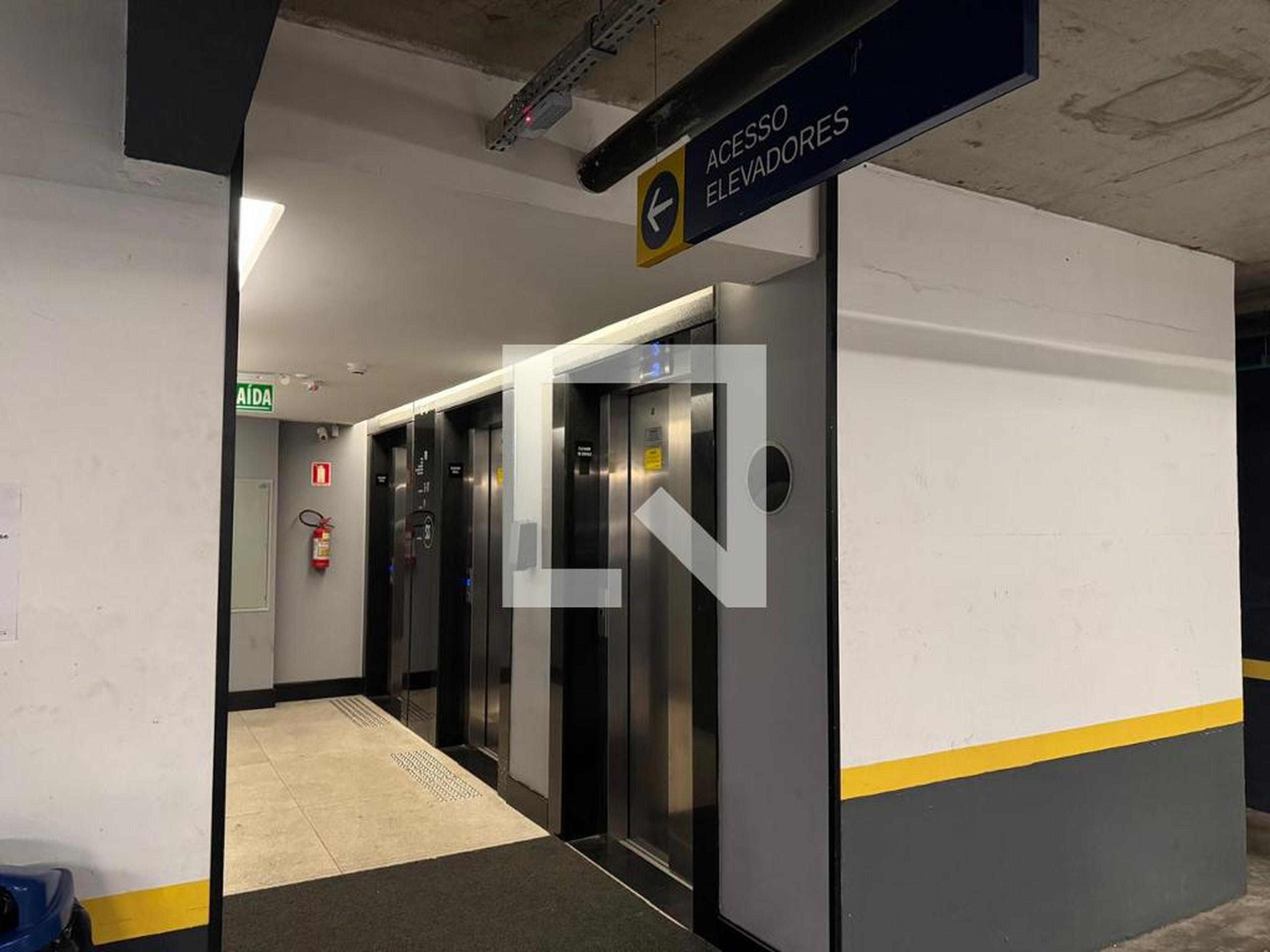 Elevador - Hom Nilo
