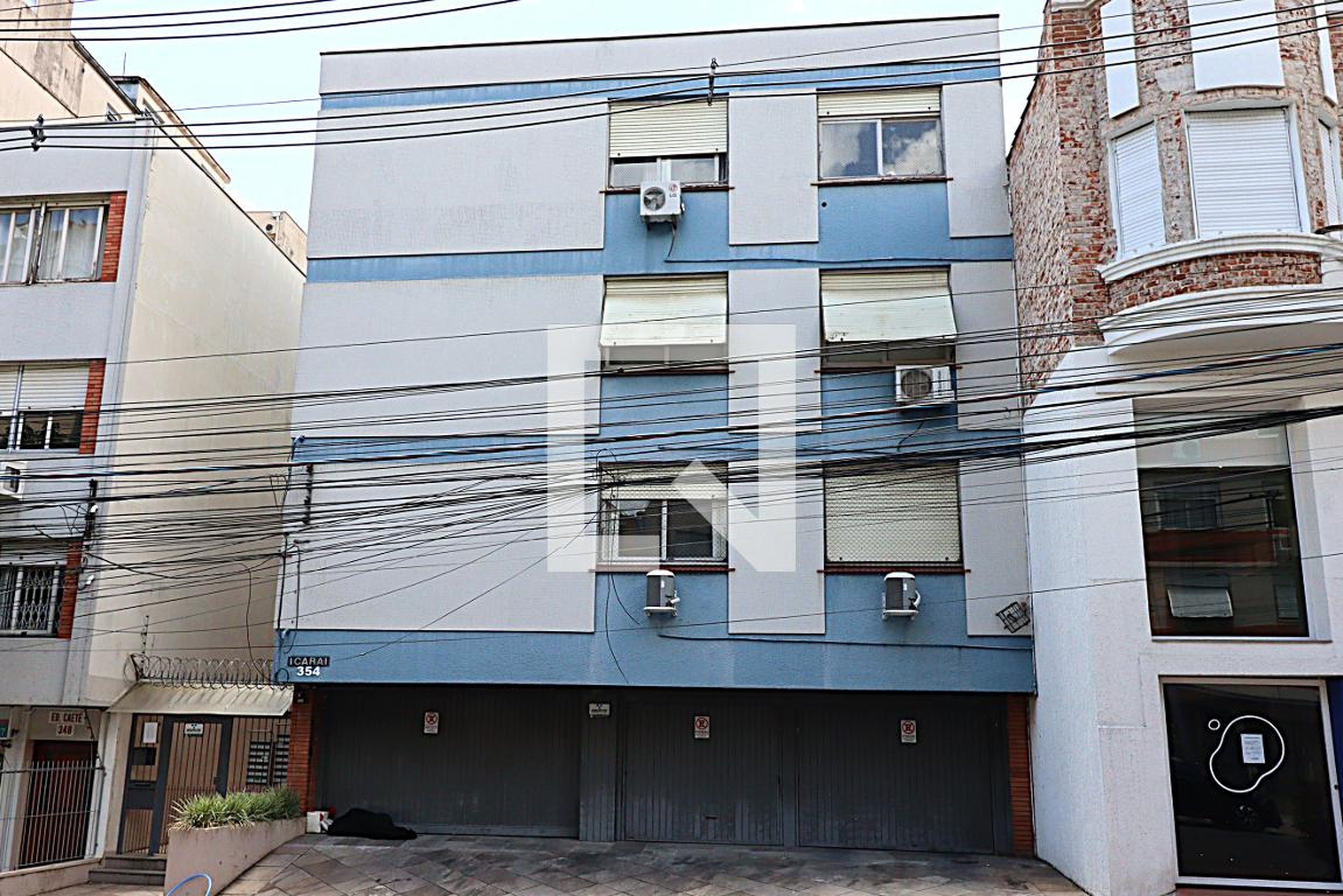 Fachada do Prédio Condomínio em Rua Santo Antônio, 354