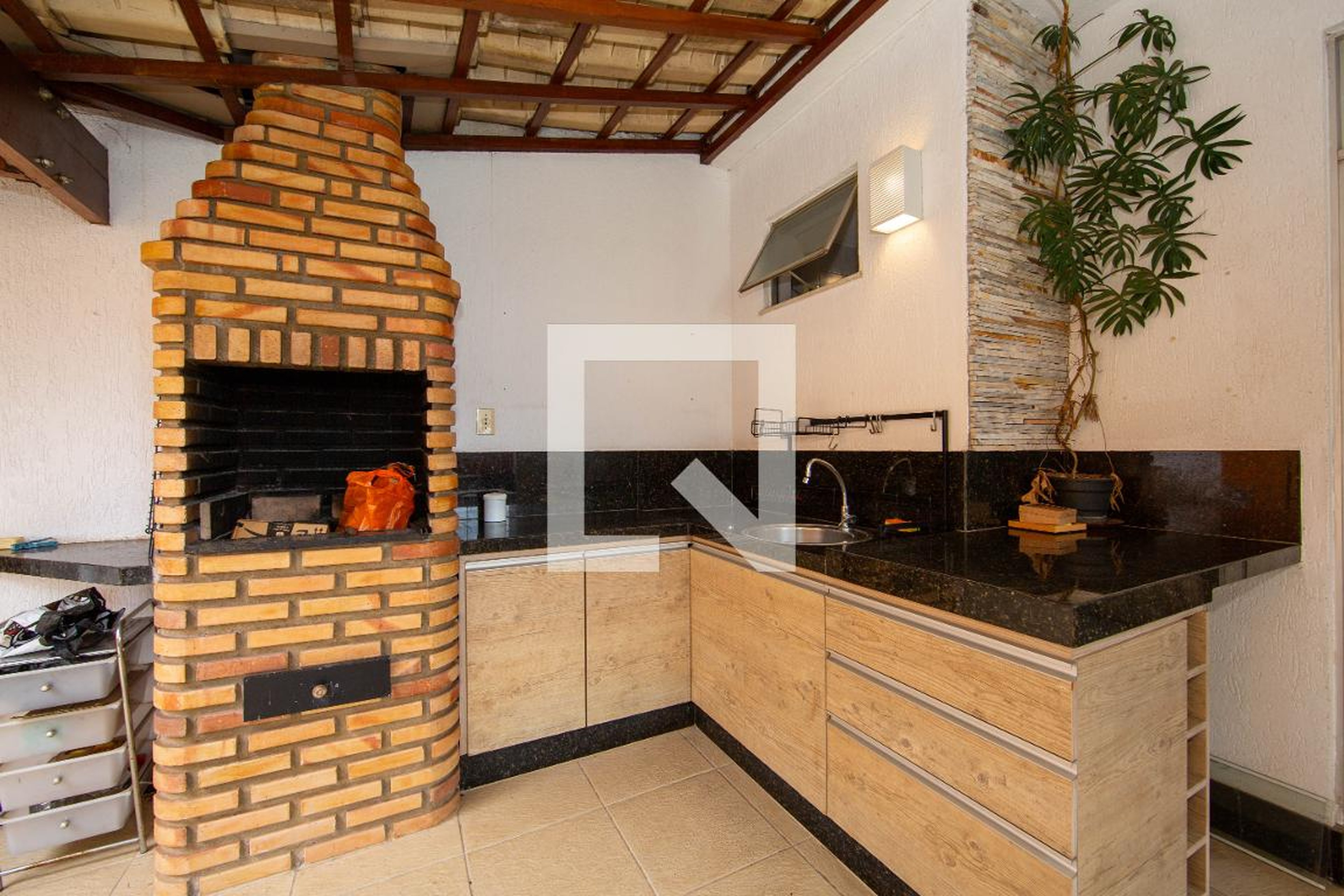 CHURRASQUEIRA - Newport