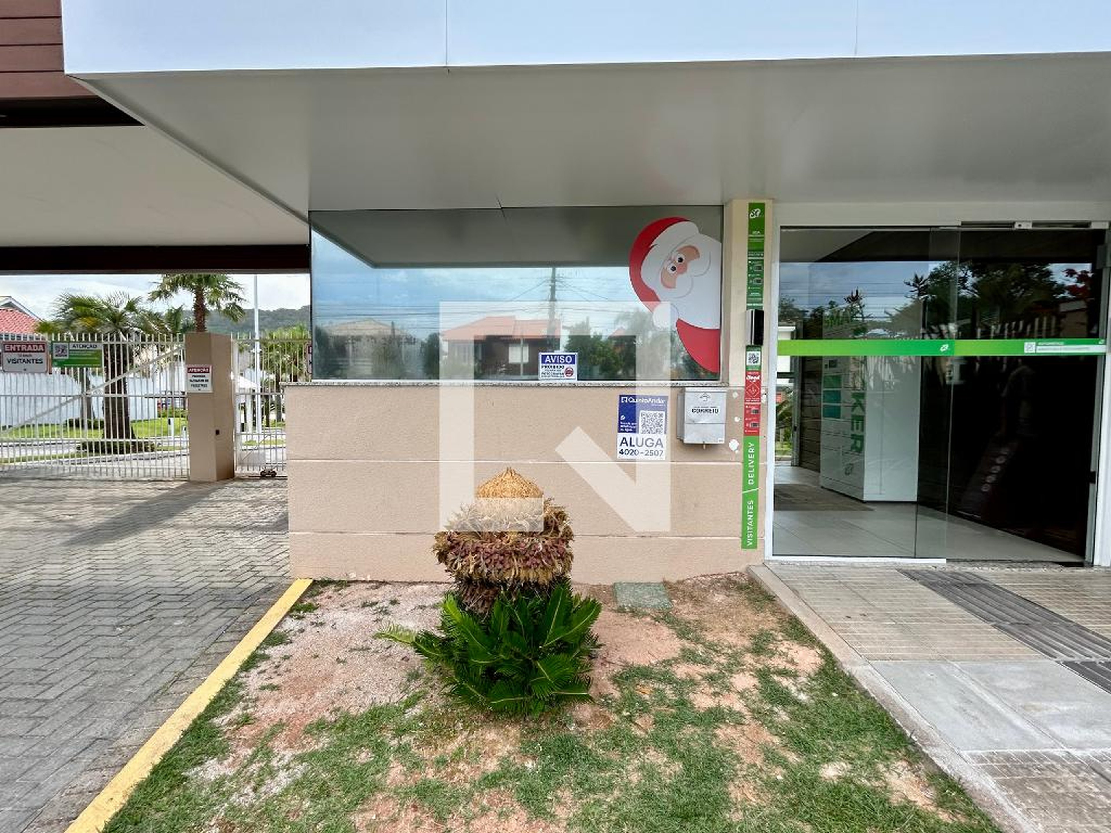 Fachada Condomínio em Rua Sagrado Coração de Jesus, 811