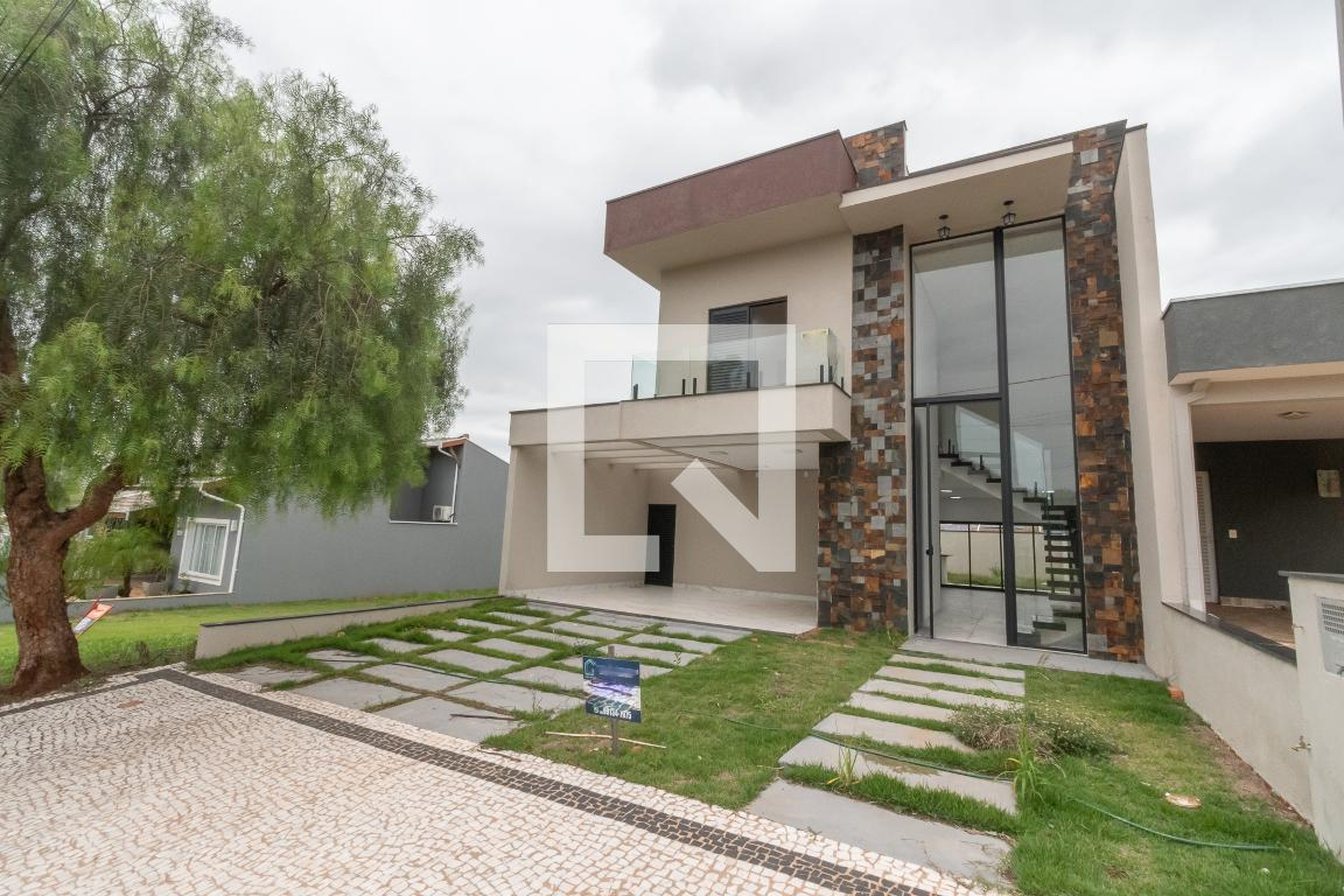 Fachada Condomínio em Rua Antônio Esteves, 0