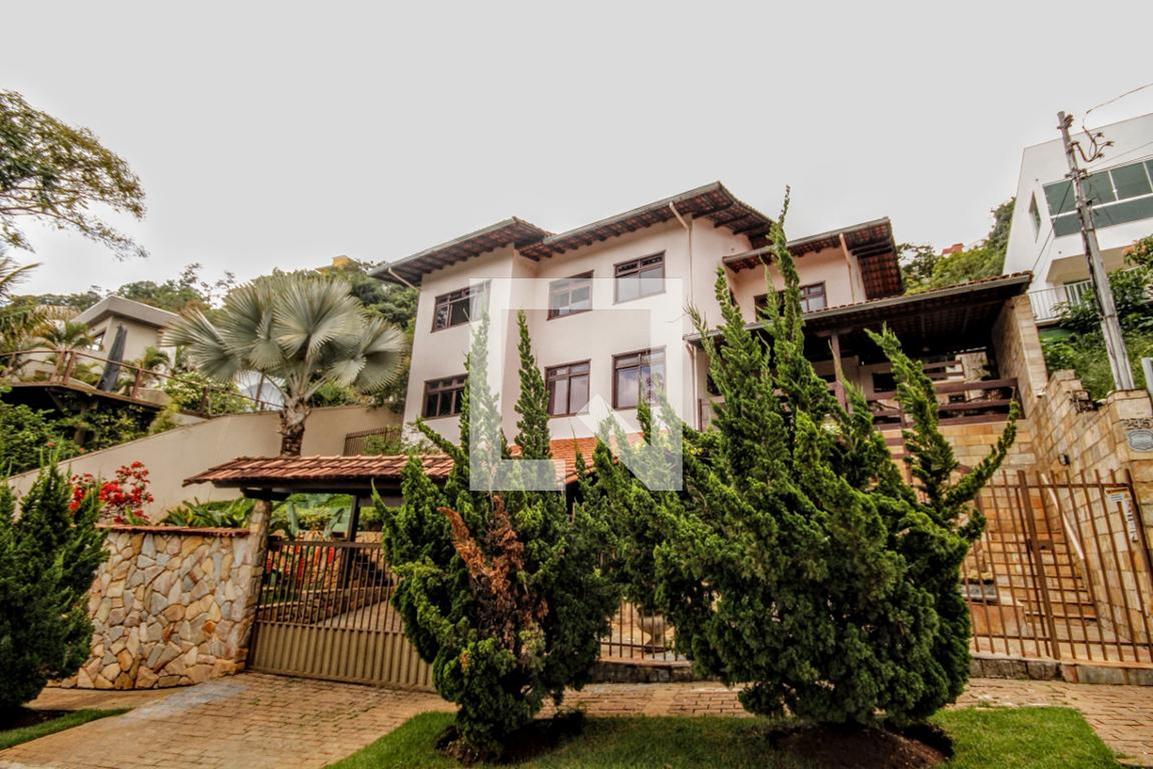 Fachada Condomínio em Alameda das Papoulas, 245