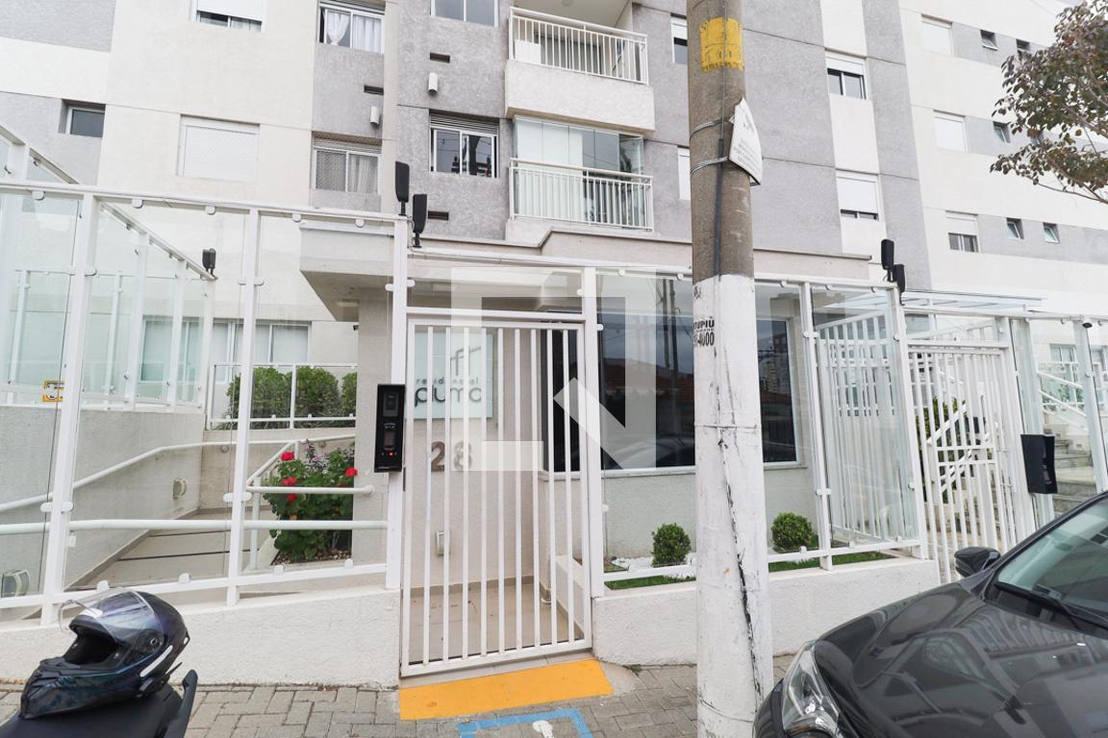 Fachada Residencial Pluma