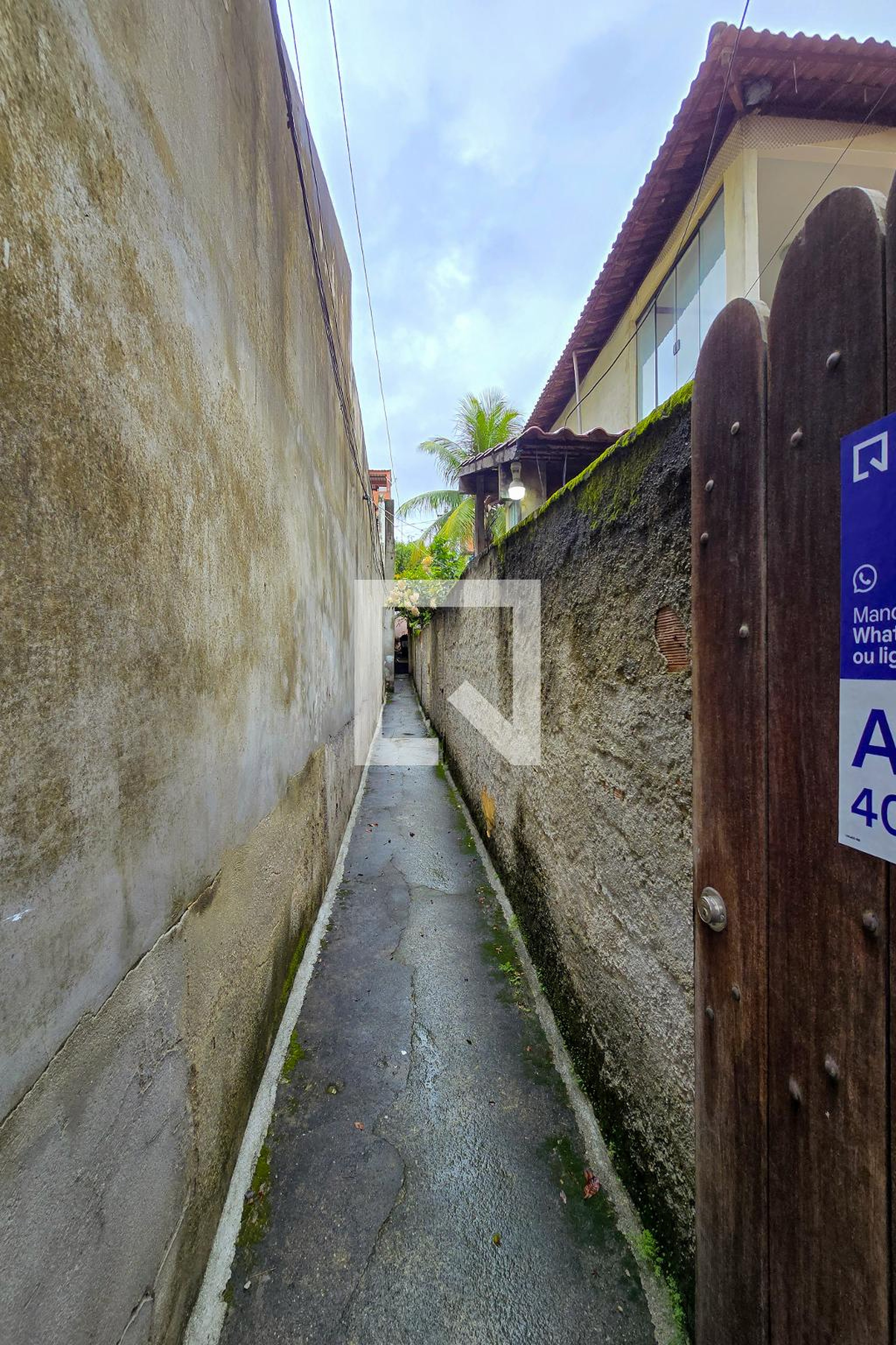 Entrada Condomínio em Rua Paulo Setúbal, 1082