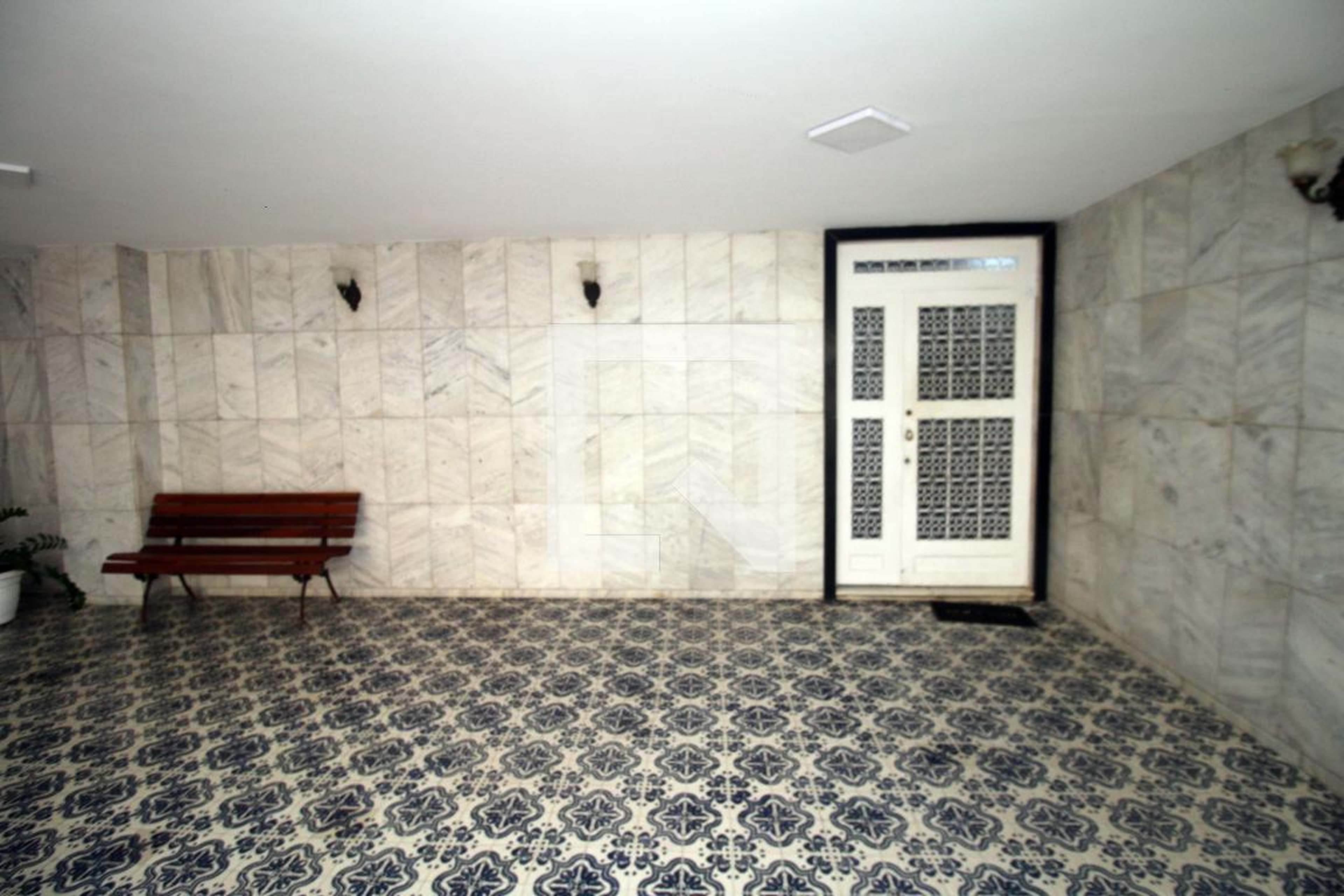 Hall de entrada - Edifício Aline I