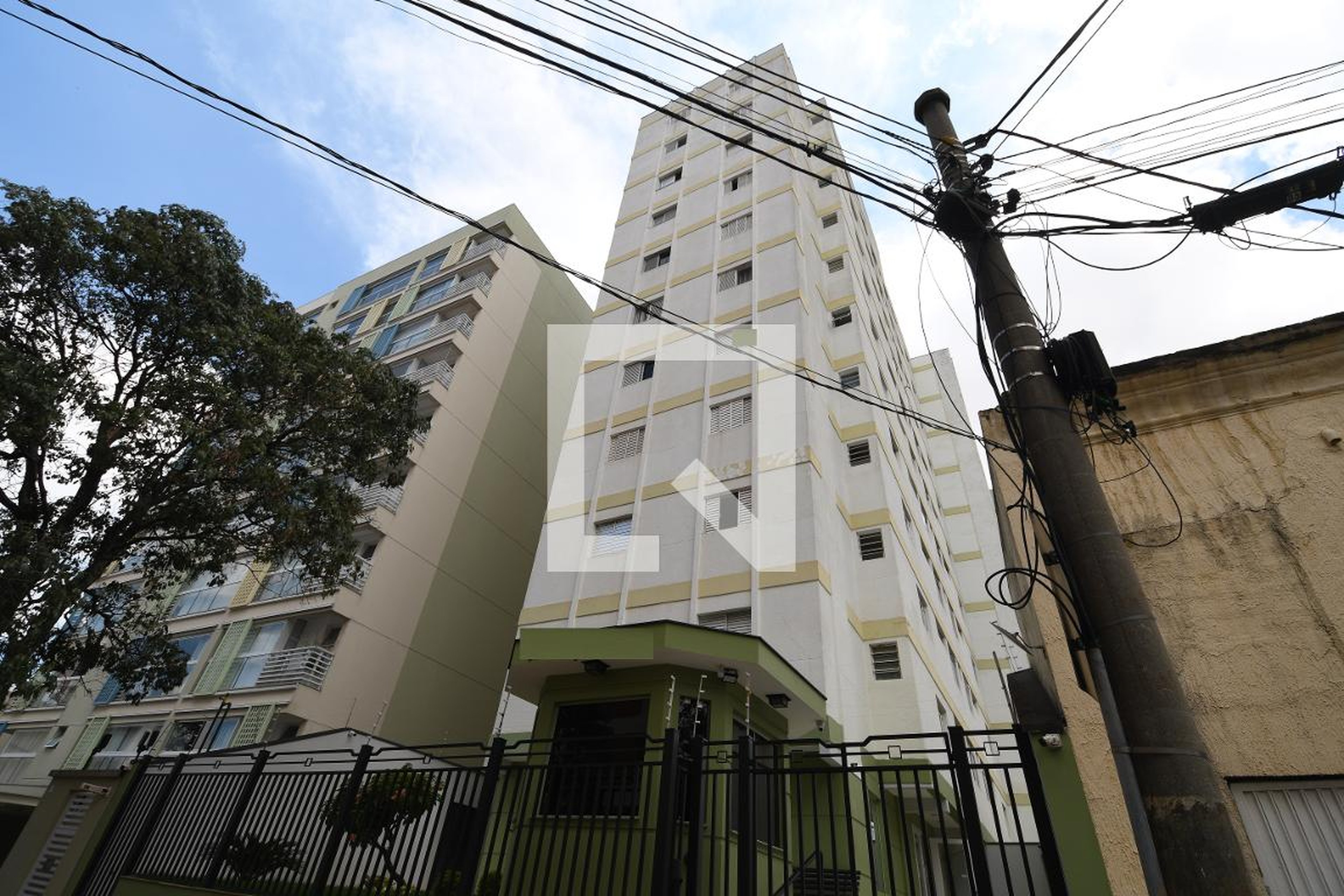 Fachada do Prédio Condomínio em Rua Duque de Caxias, 868