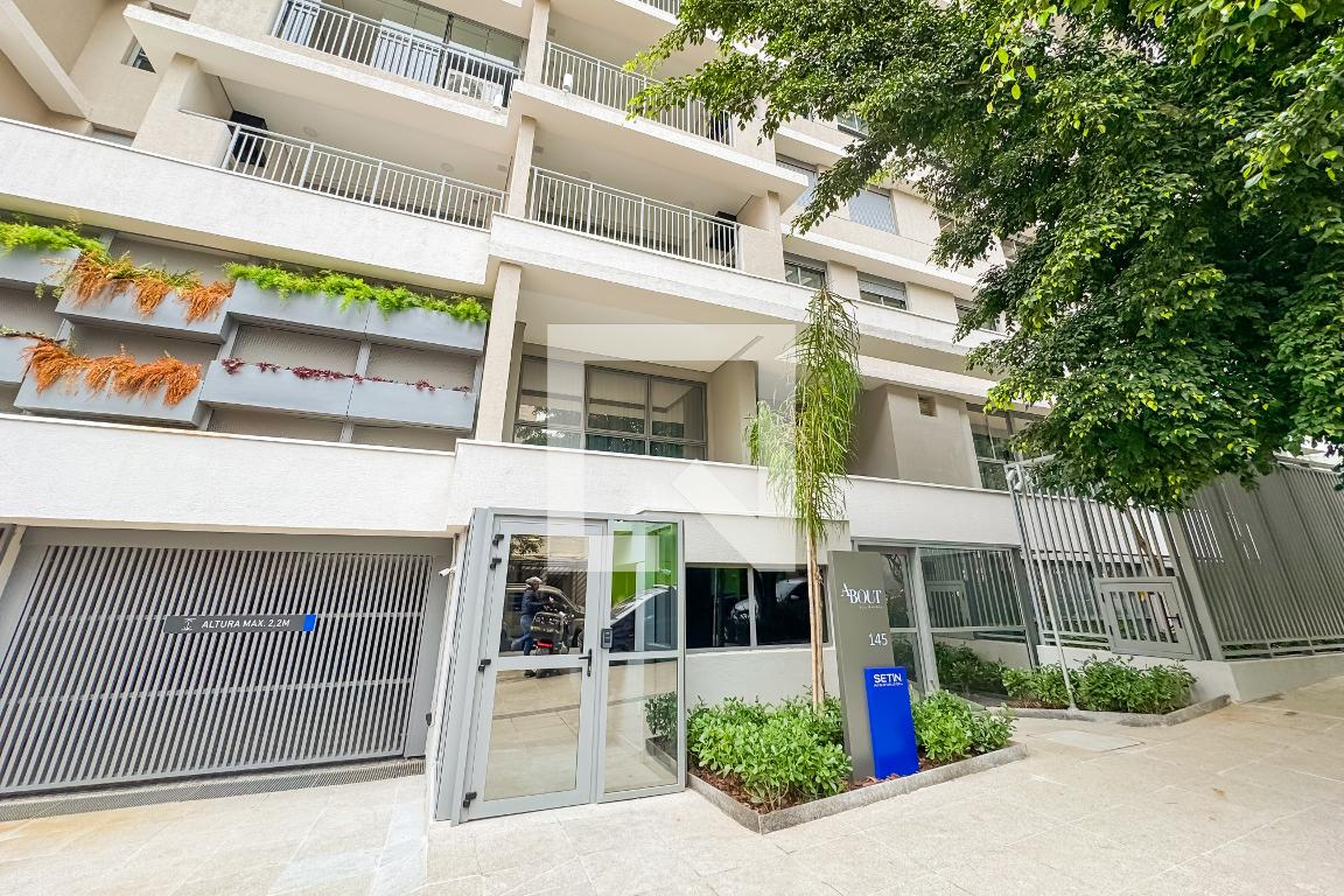 Fachada Condomínio About Vila Mariana