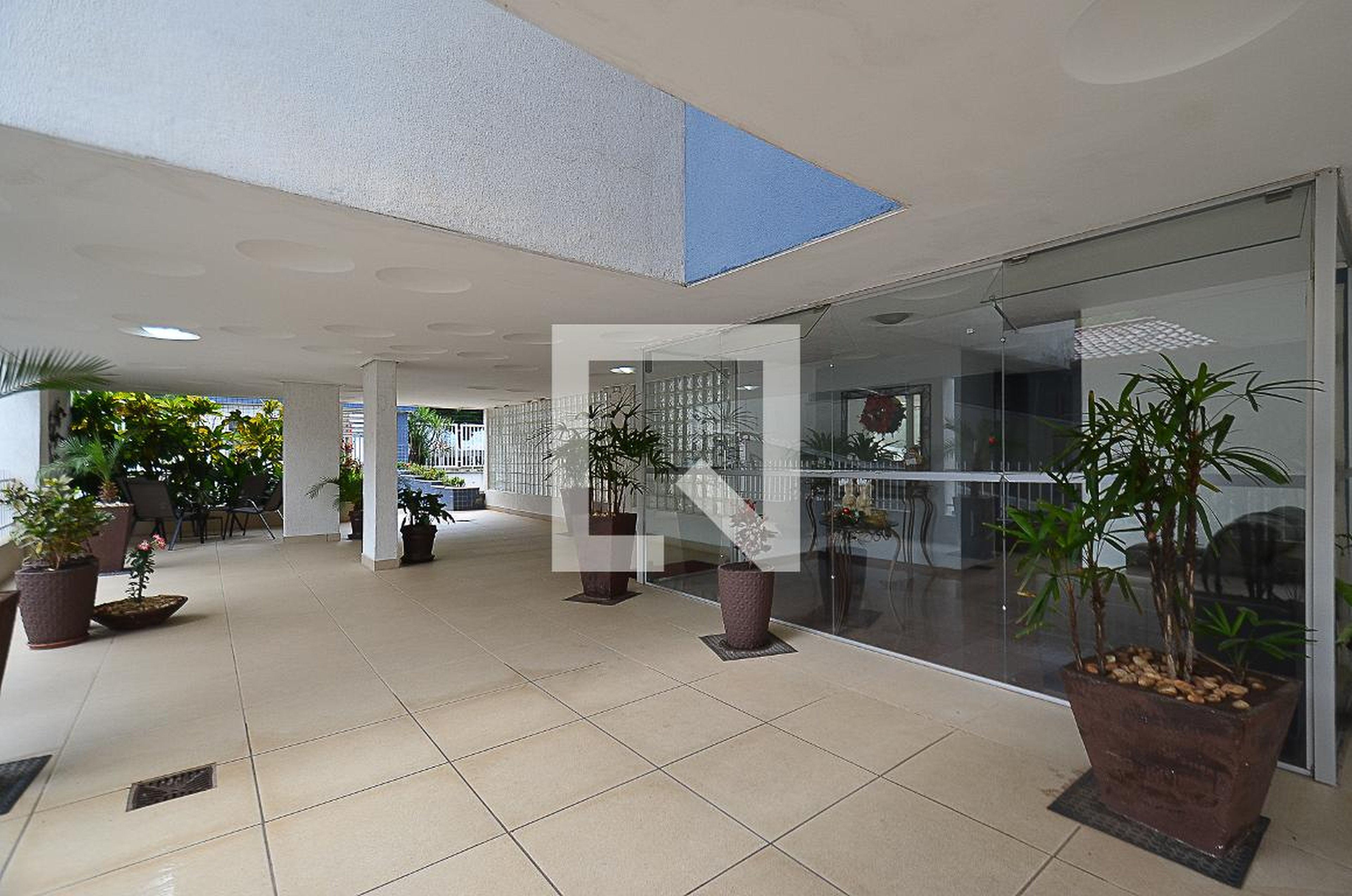 Entrada - Robson Mendonça Barbosa