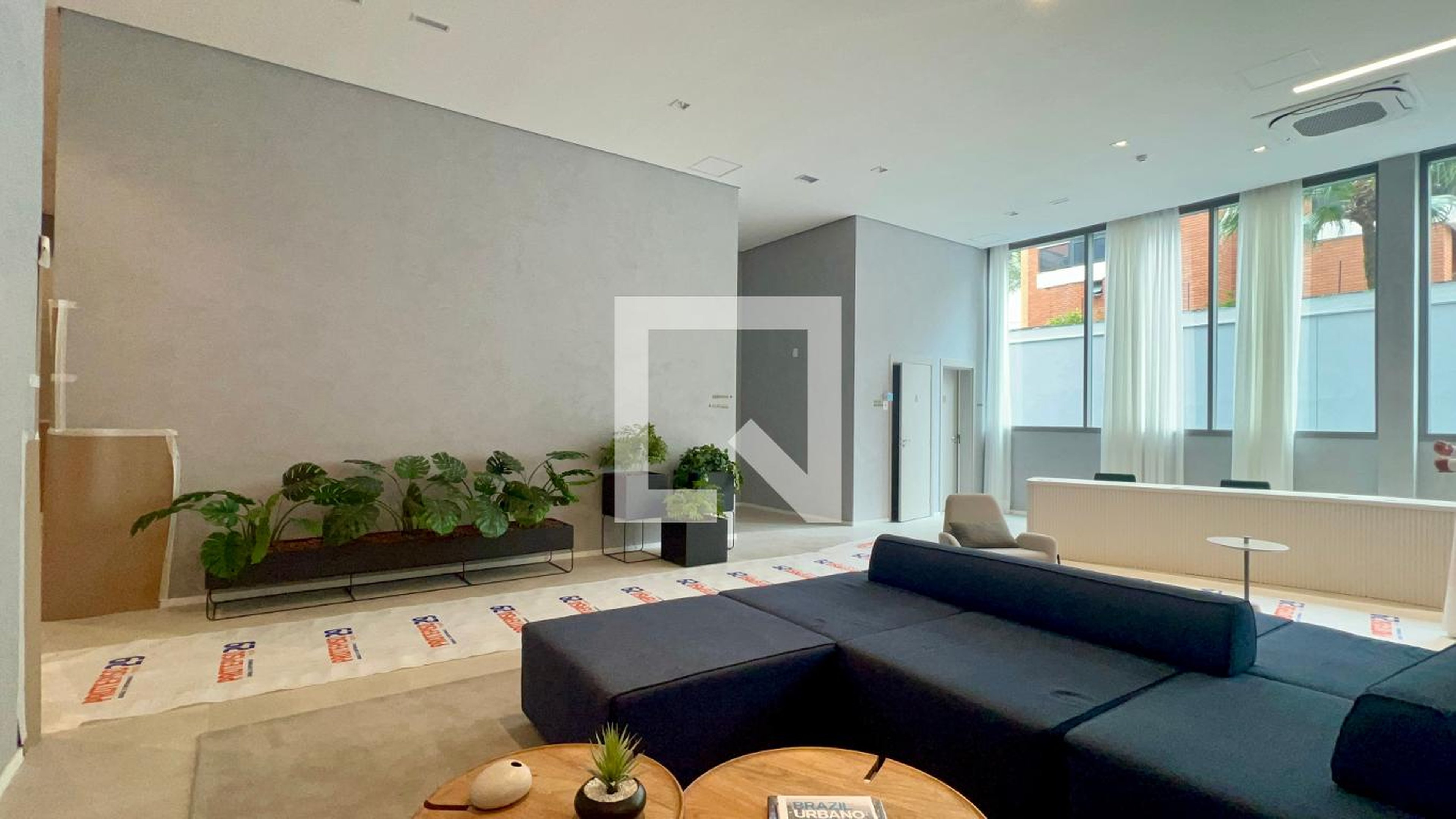 Hall de entrada Condomínio Valen Capote Valente