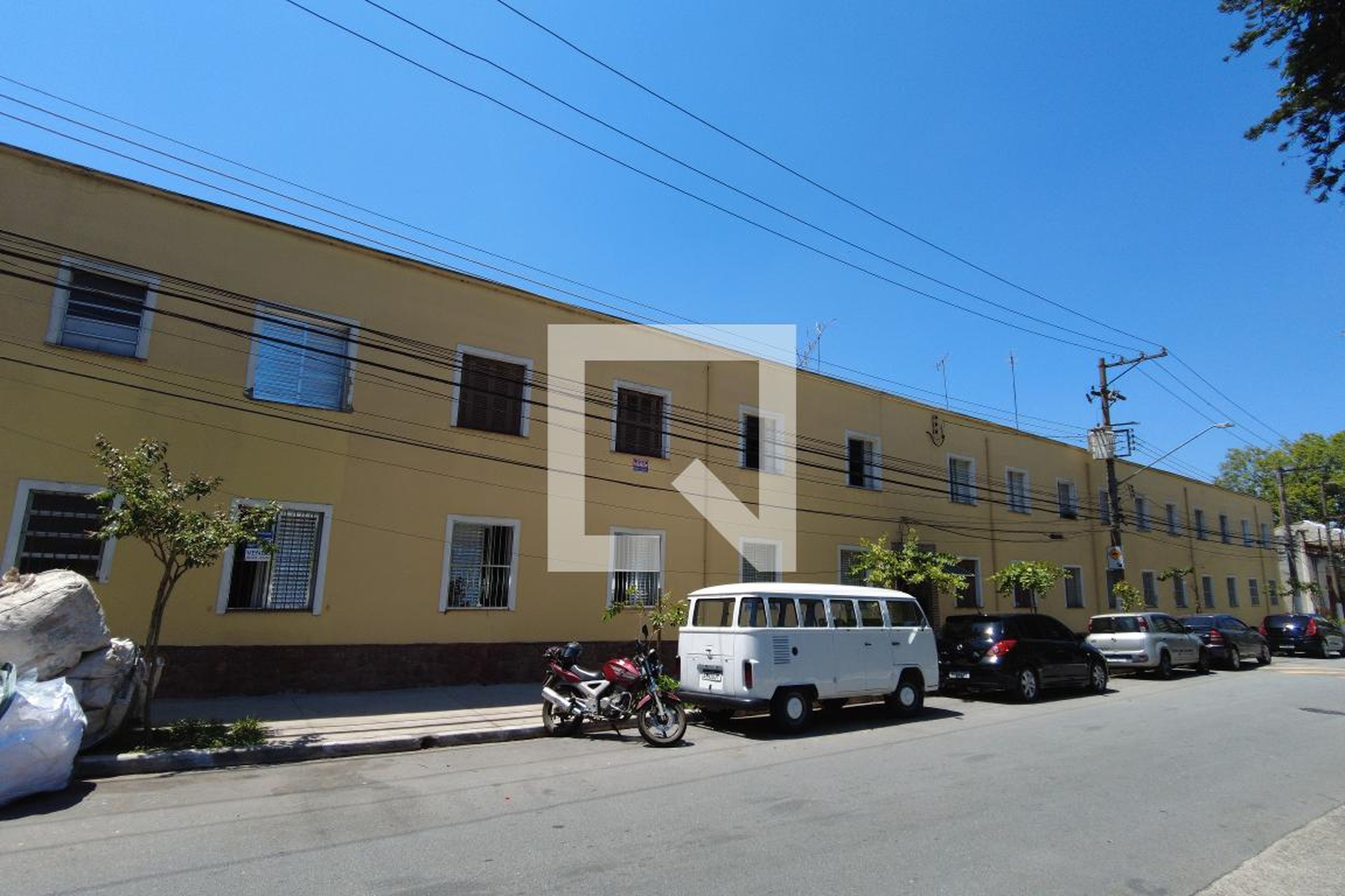 Fachada Condomínio em Rua Brasílio Luz, 329