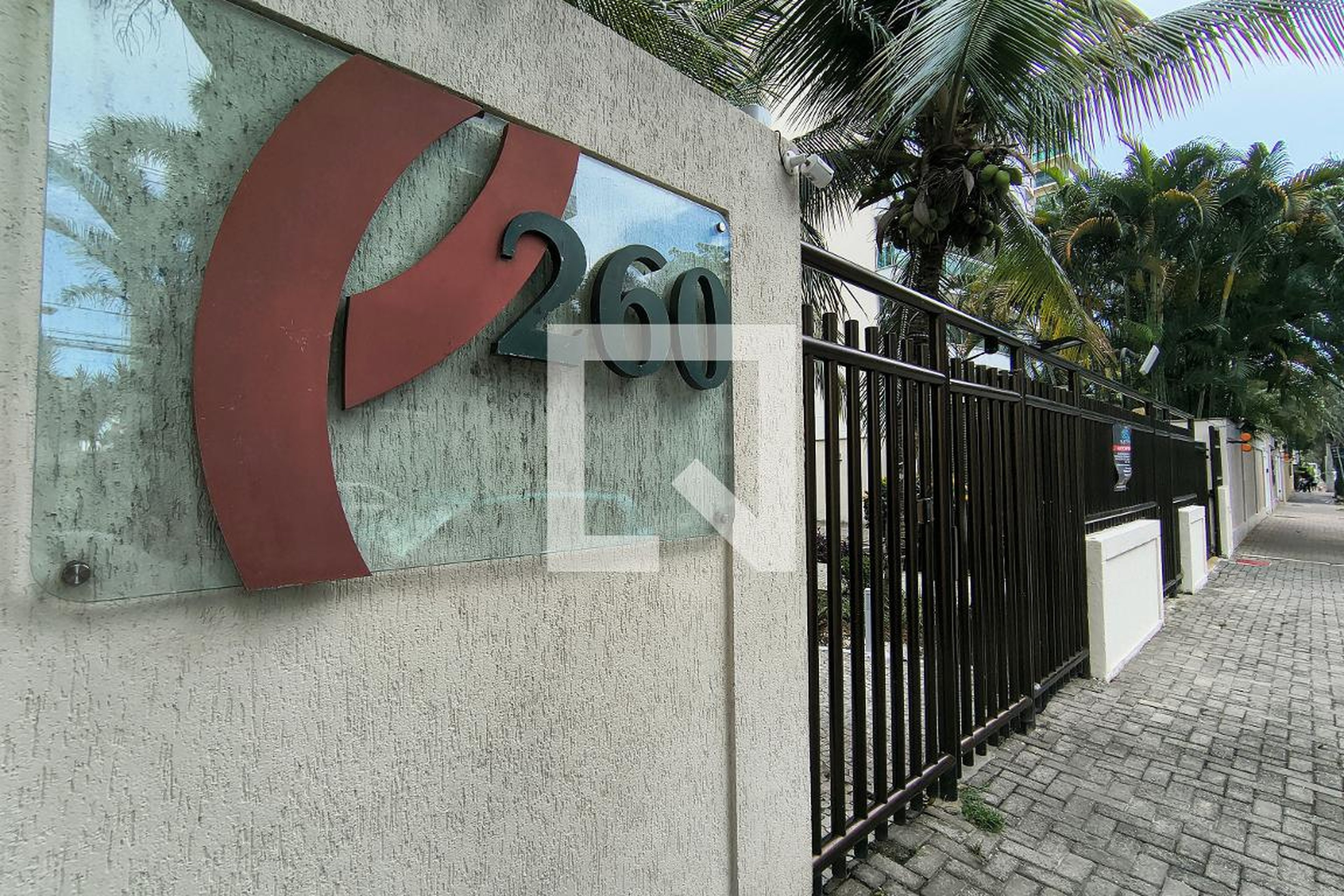 Fachada do condomínio Edifício Pan Privilege