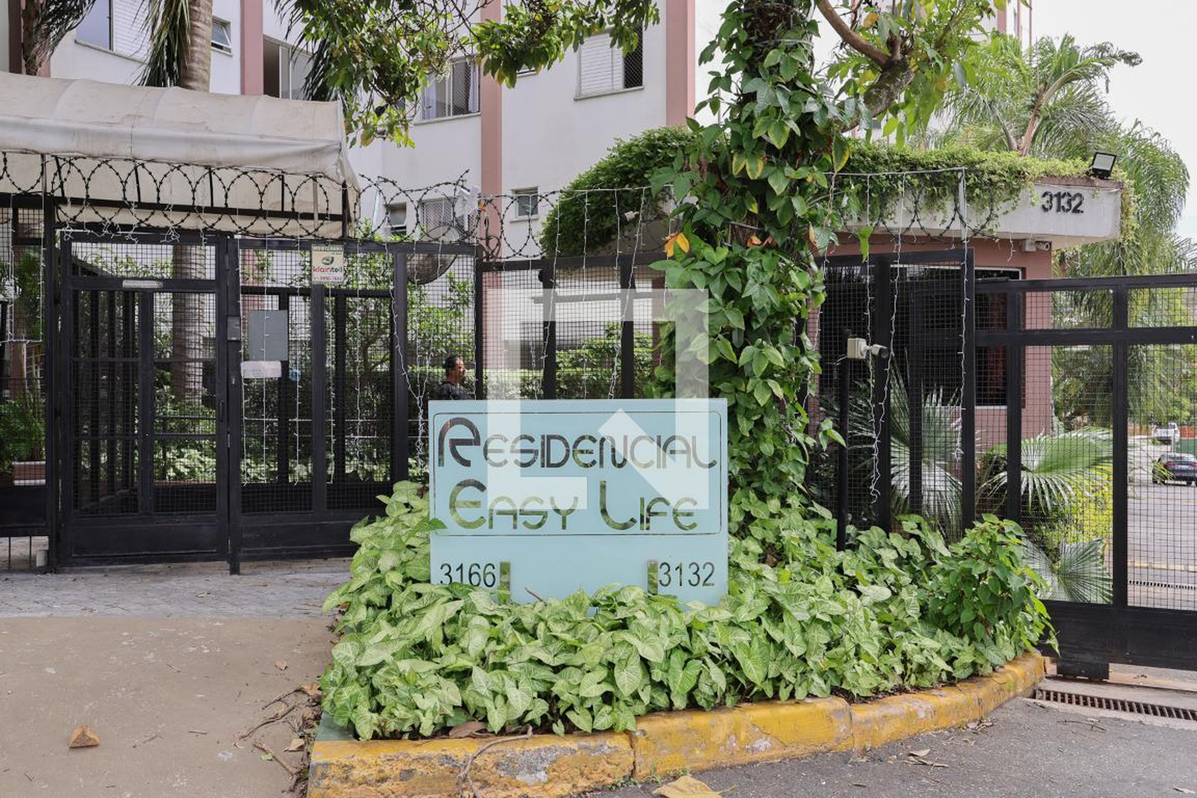 Fachada do condomínio Condomínio Easy Life