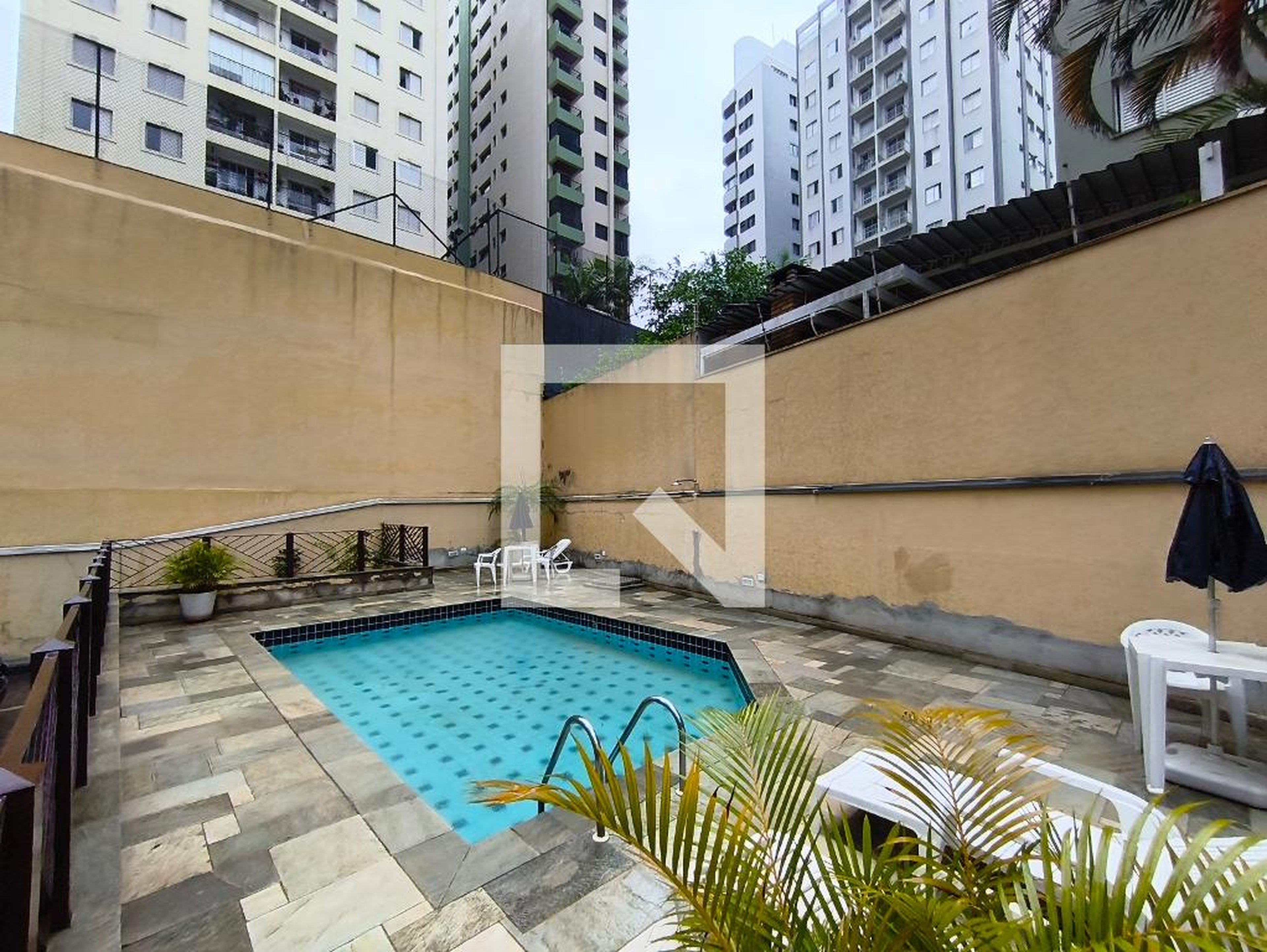 Piscina - Saint Hilaire