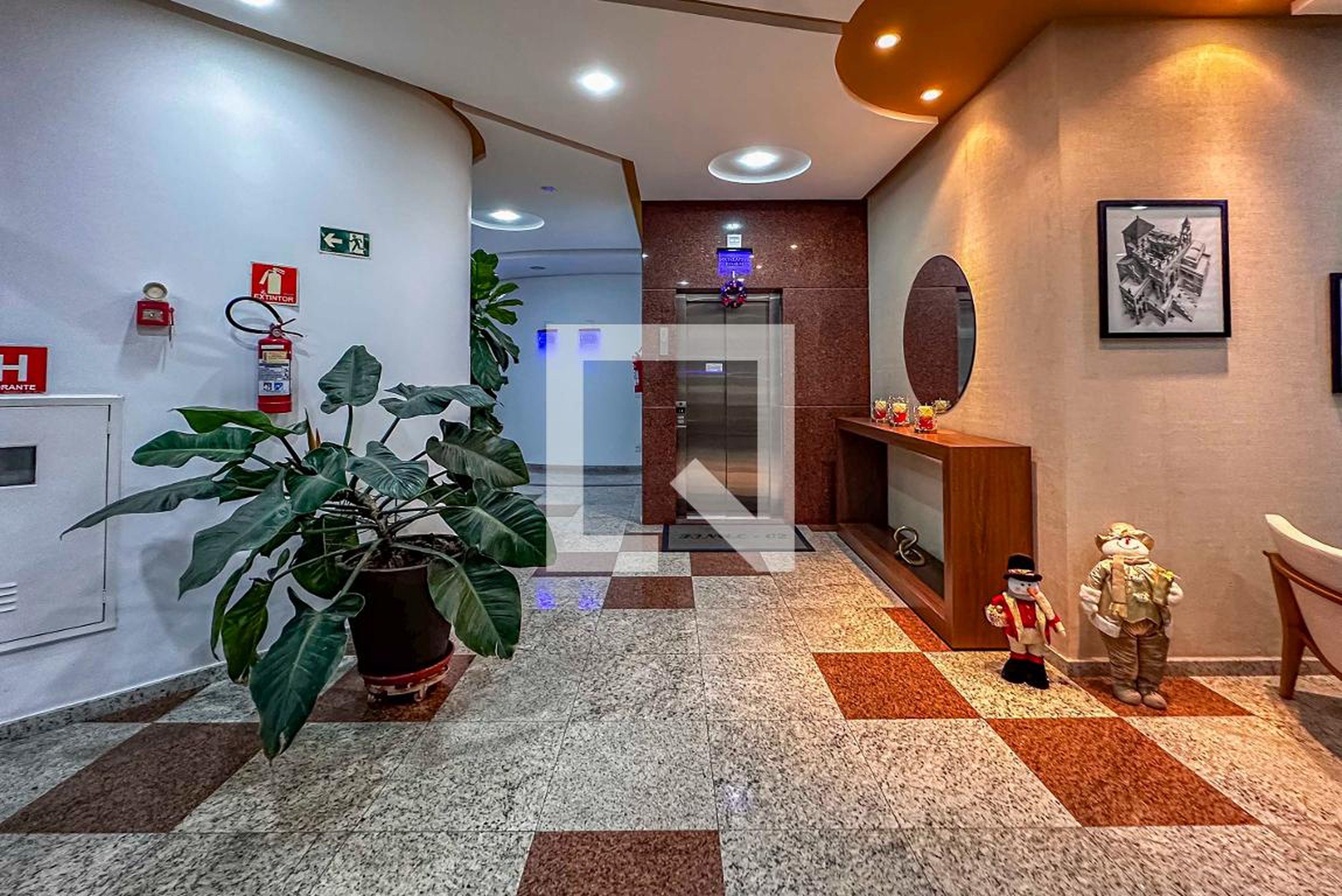 Hall de entrada - Ed Escher