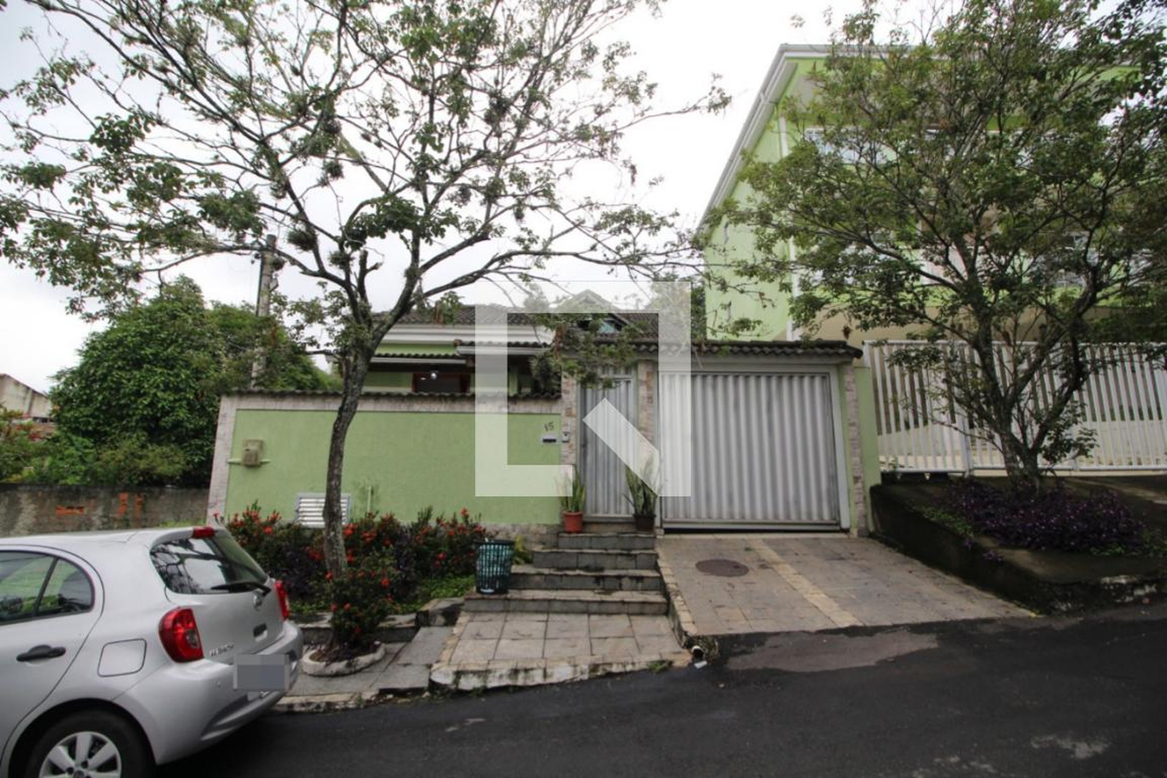 Fachada Condomínio Colinas do Outeiro