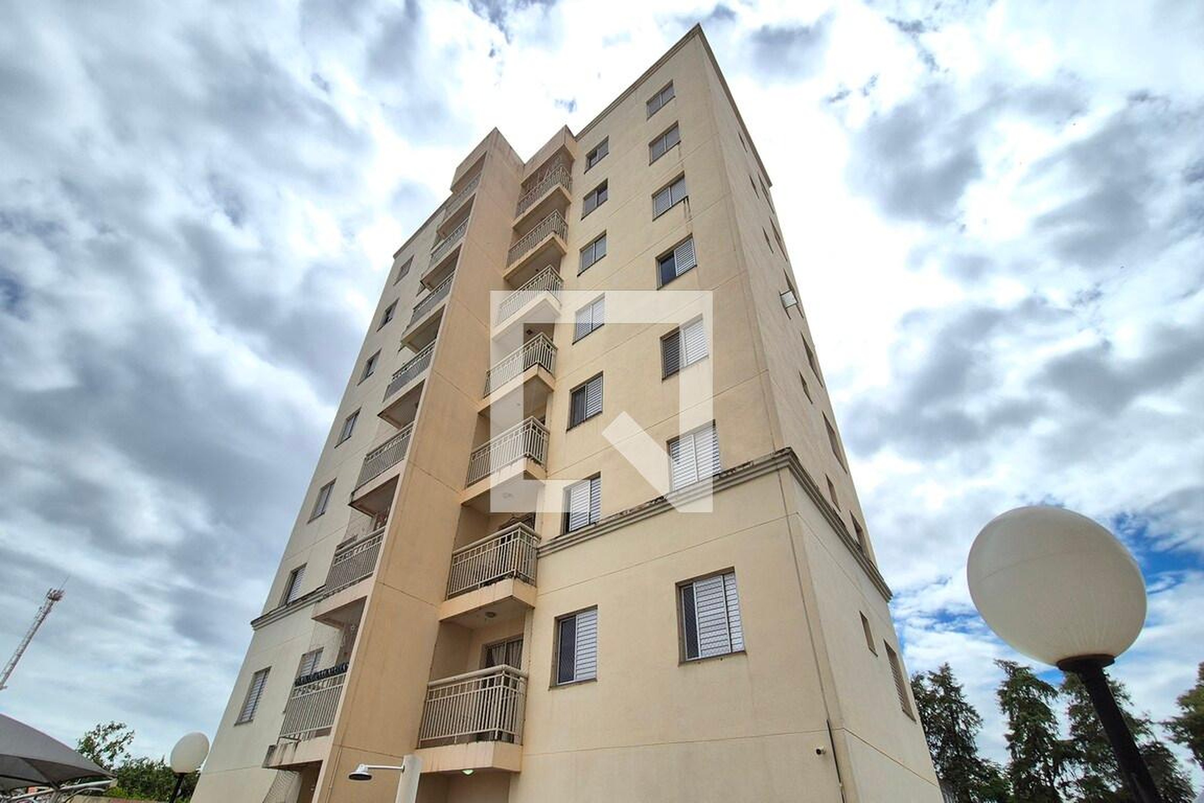 Fachada do Prédio Condomínio Port de France