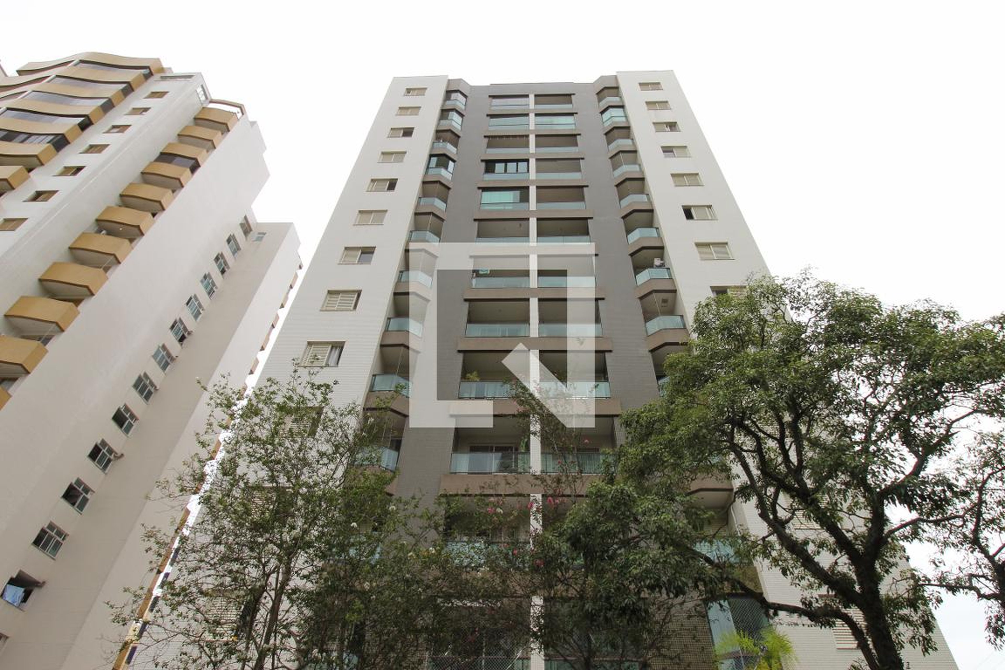 Fachada do Prédio Condomínio Solar Das Tulipas