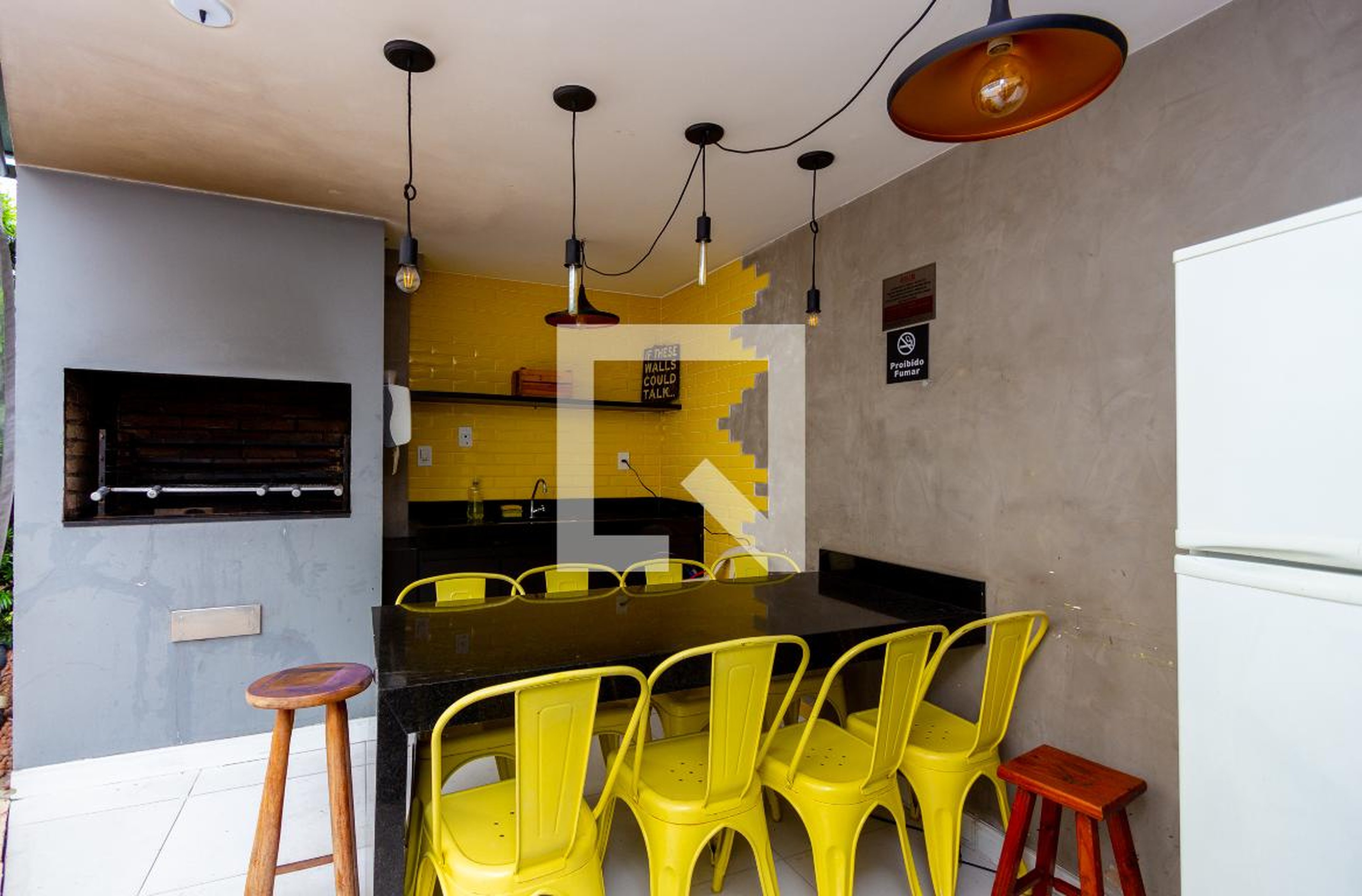 Churrasqueira - BR Caetano