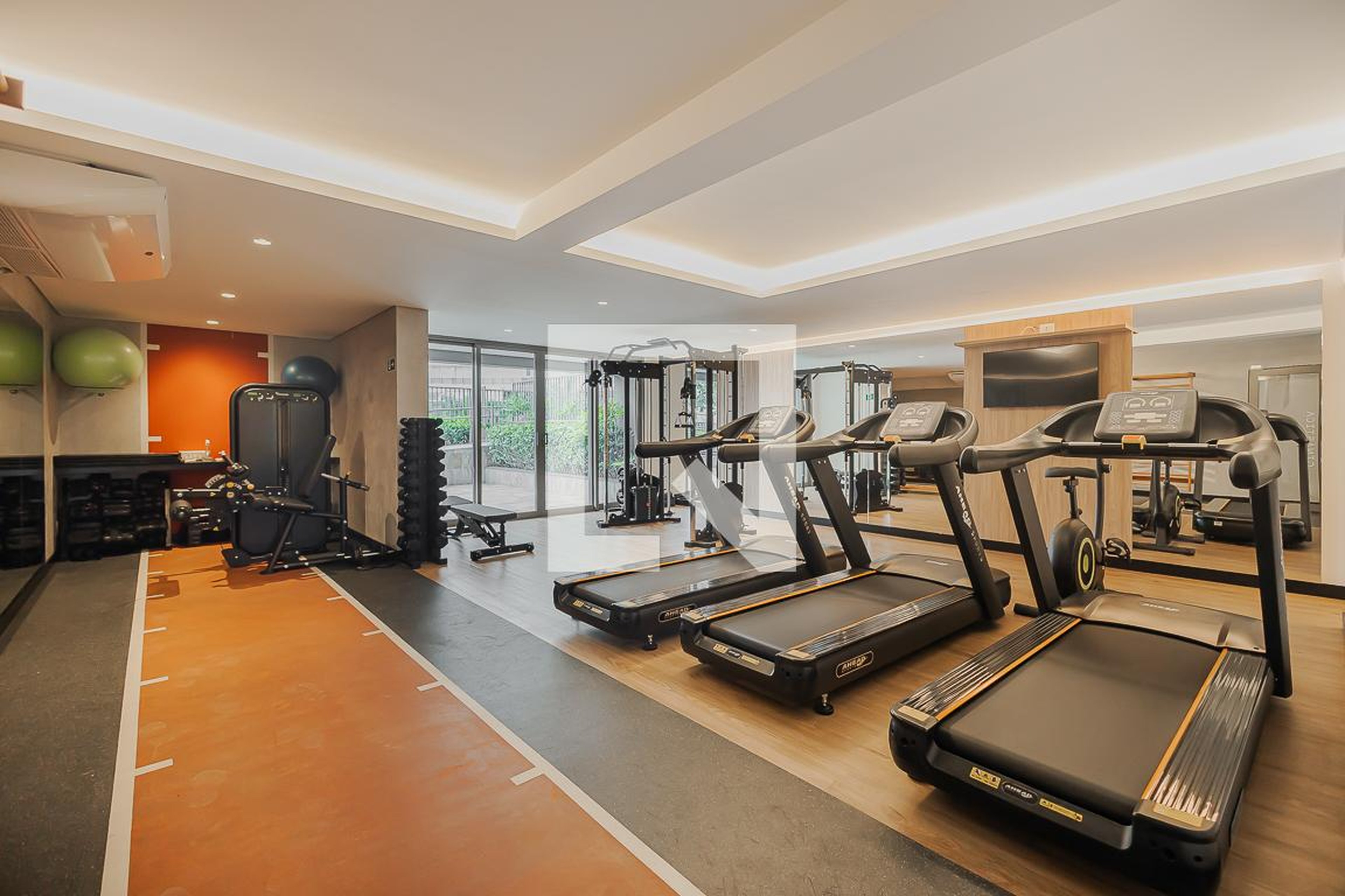 Academia - Vista Laura - Seisa Mester