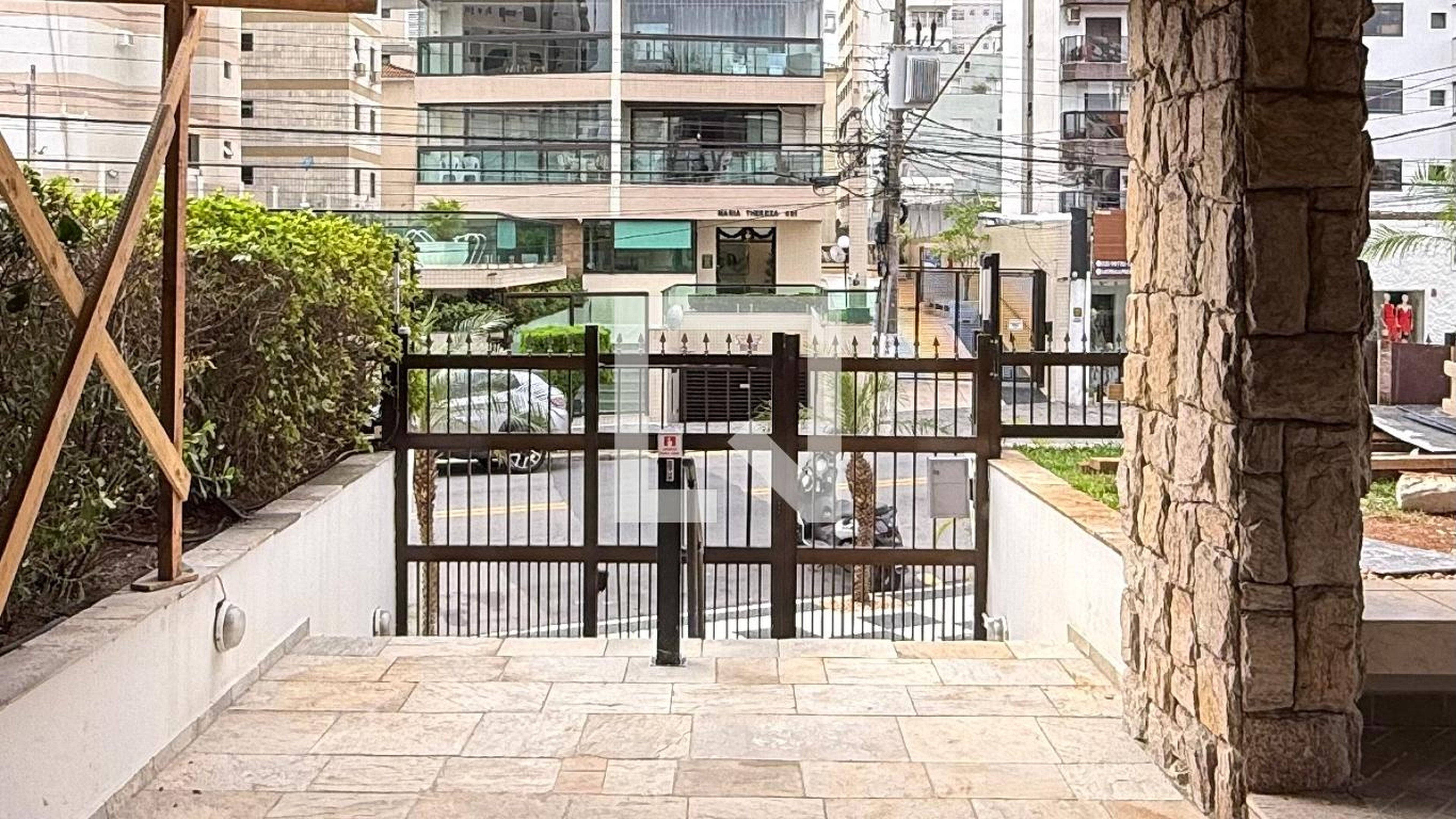 Fachada Condomínio Maria Izabel