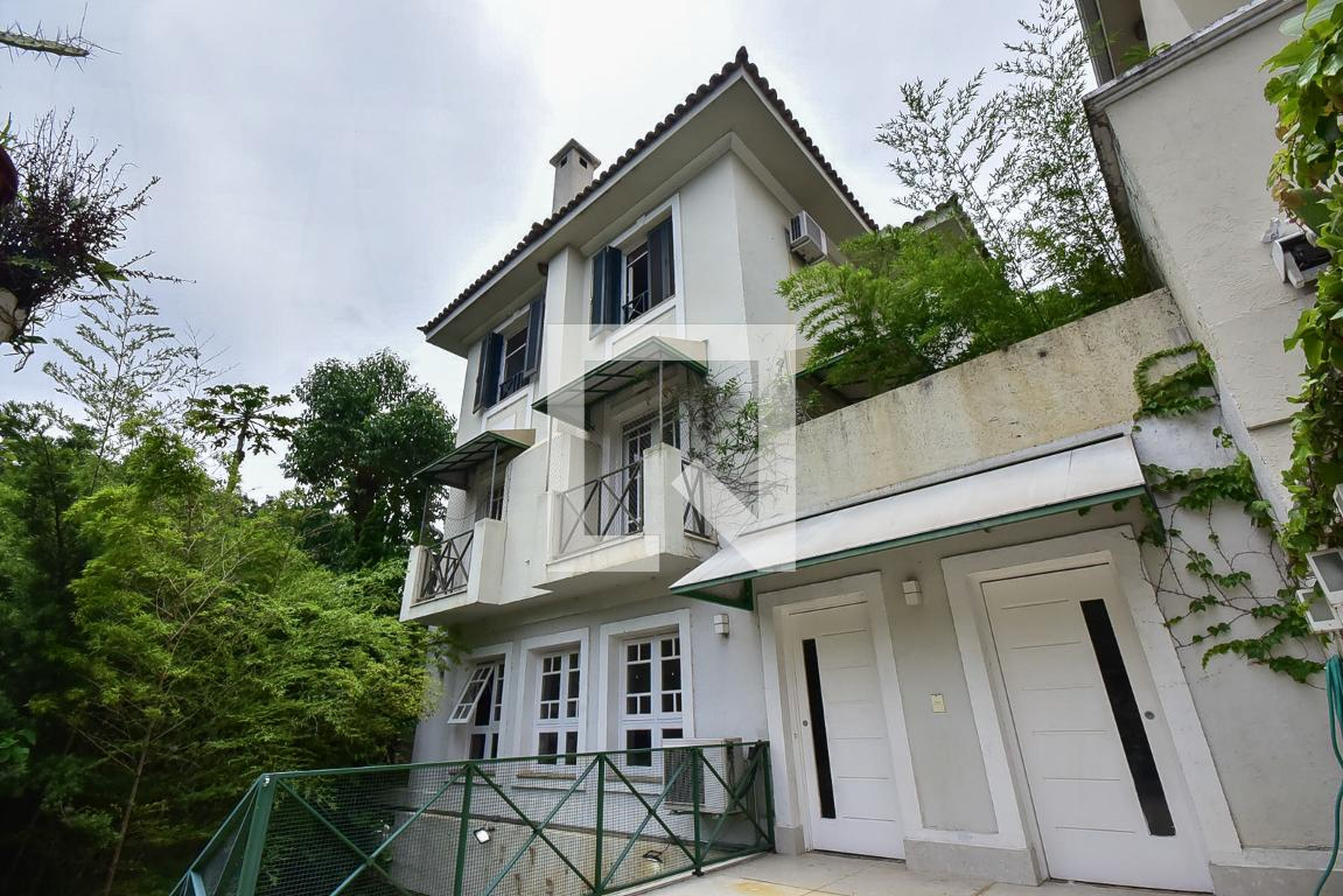 Fachada Condomínio Villa Pedutti