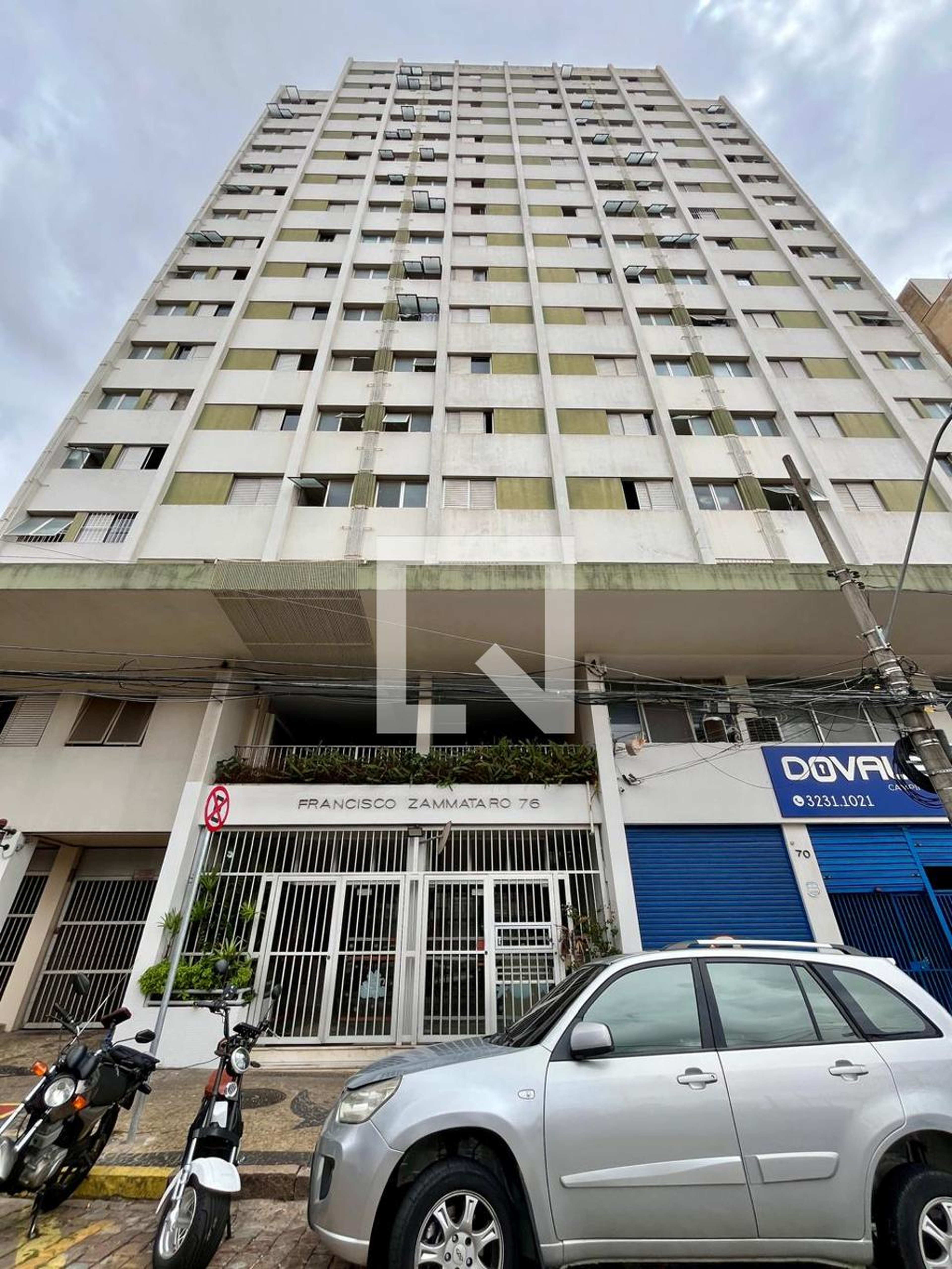 Fachada do Prédio Condomínio em Rua Culto à Ciência, 76