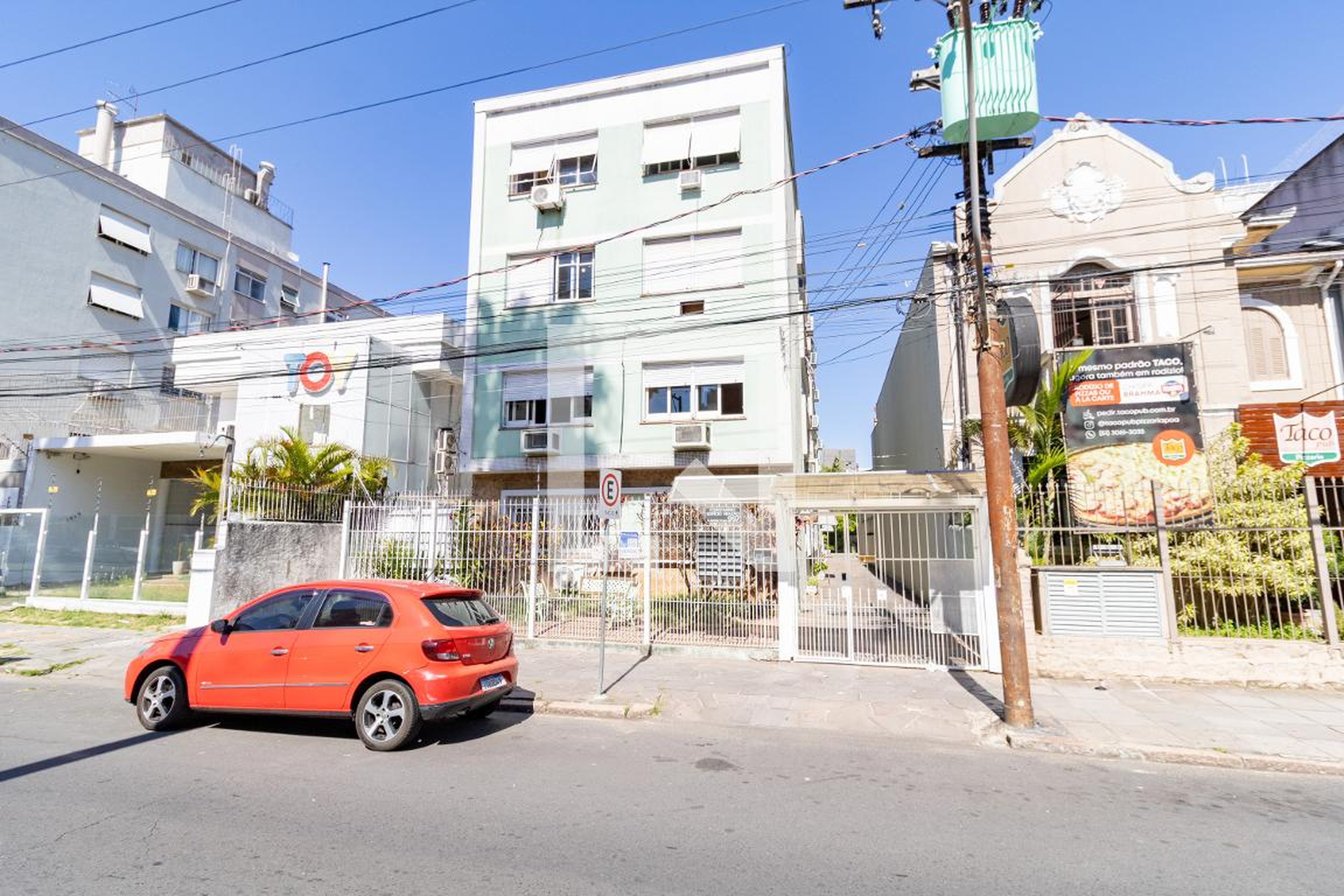 Fachada Condomínio em Avenida Getúlio Vargas, 997