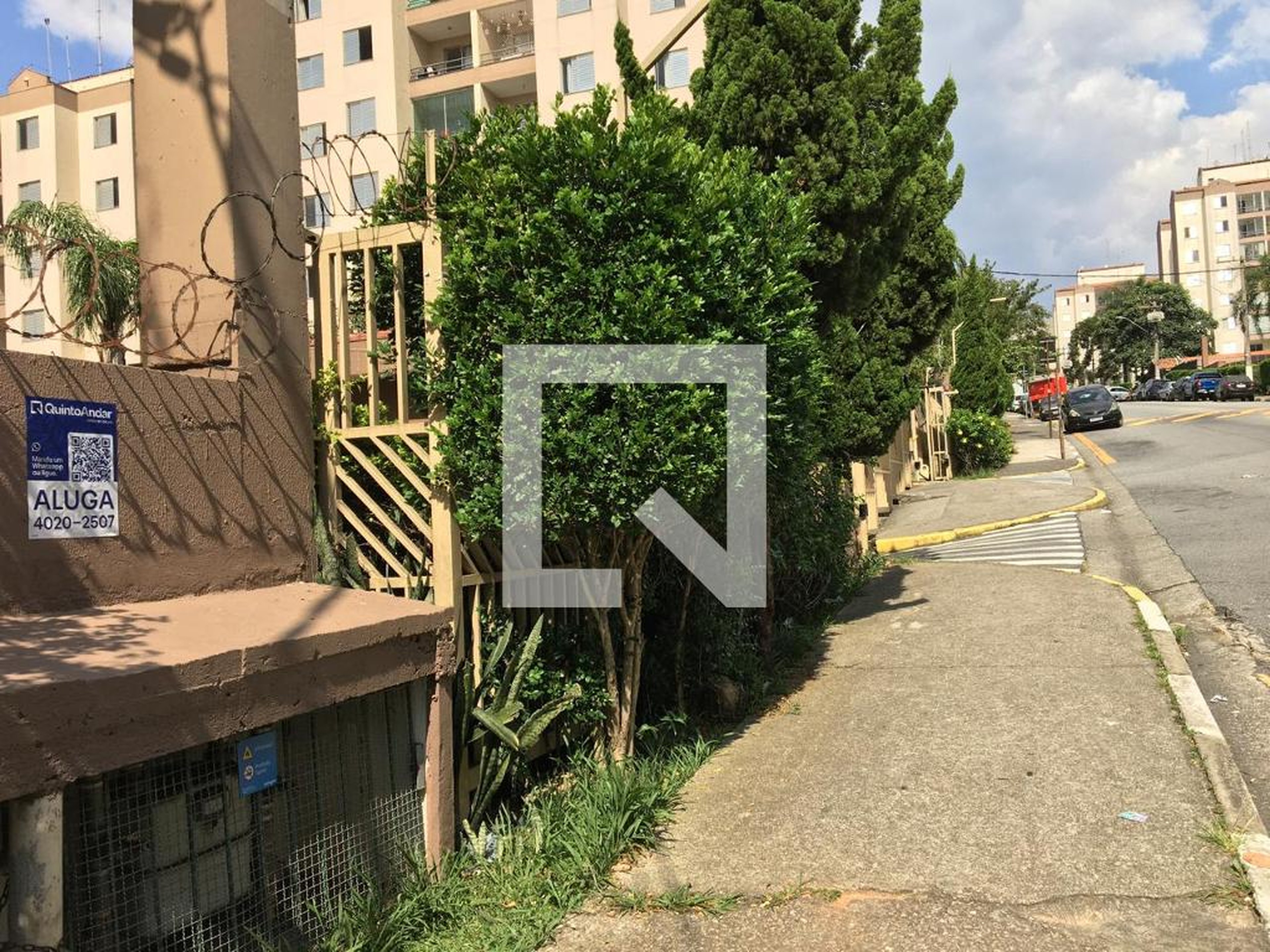 Fachada do Prédio Condomínio em Avenida Santiago Rodilha, 590