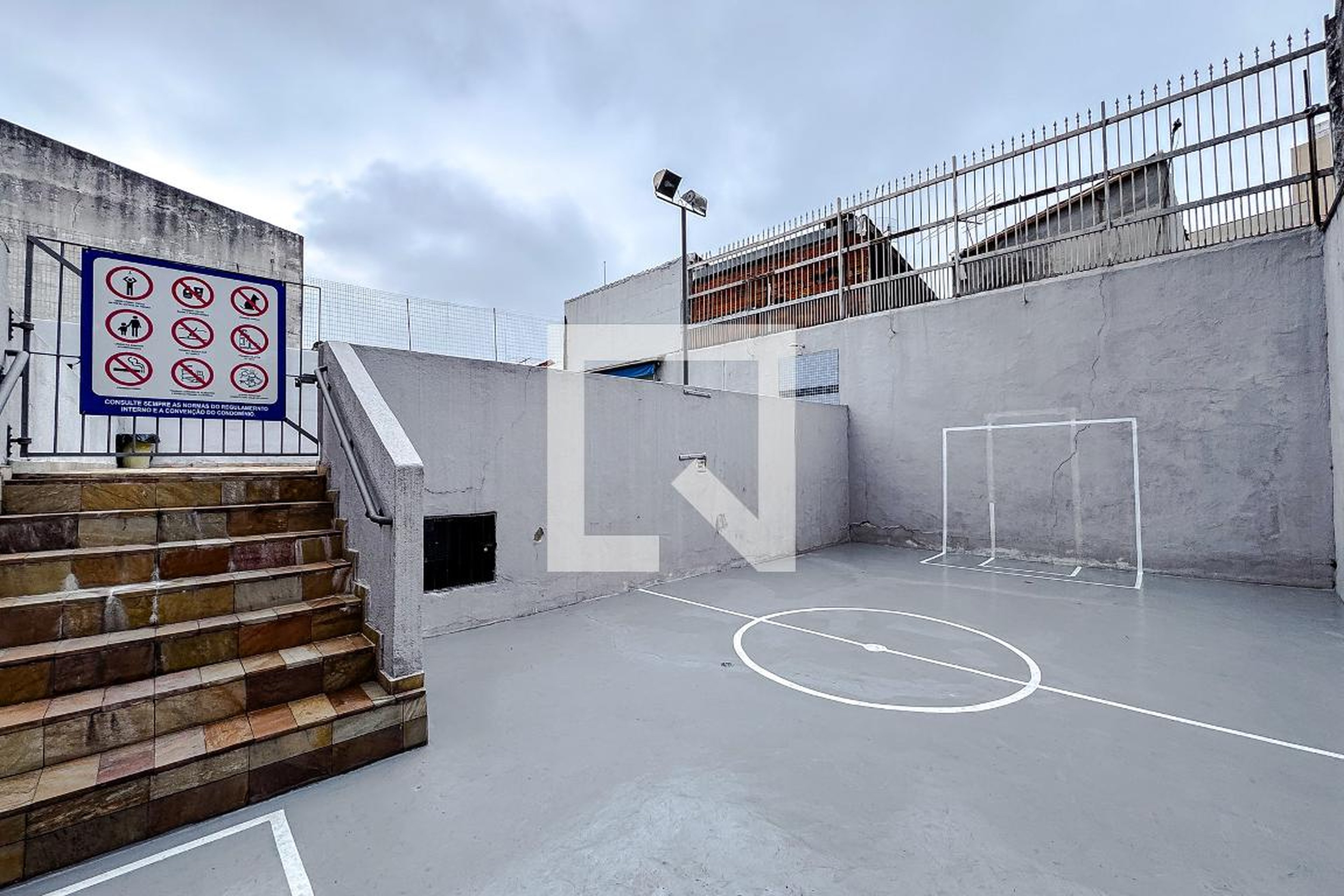 Quadra Esportiva - Vale de Santiago