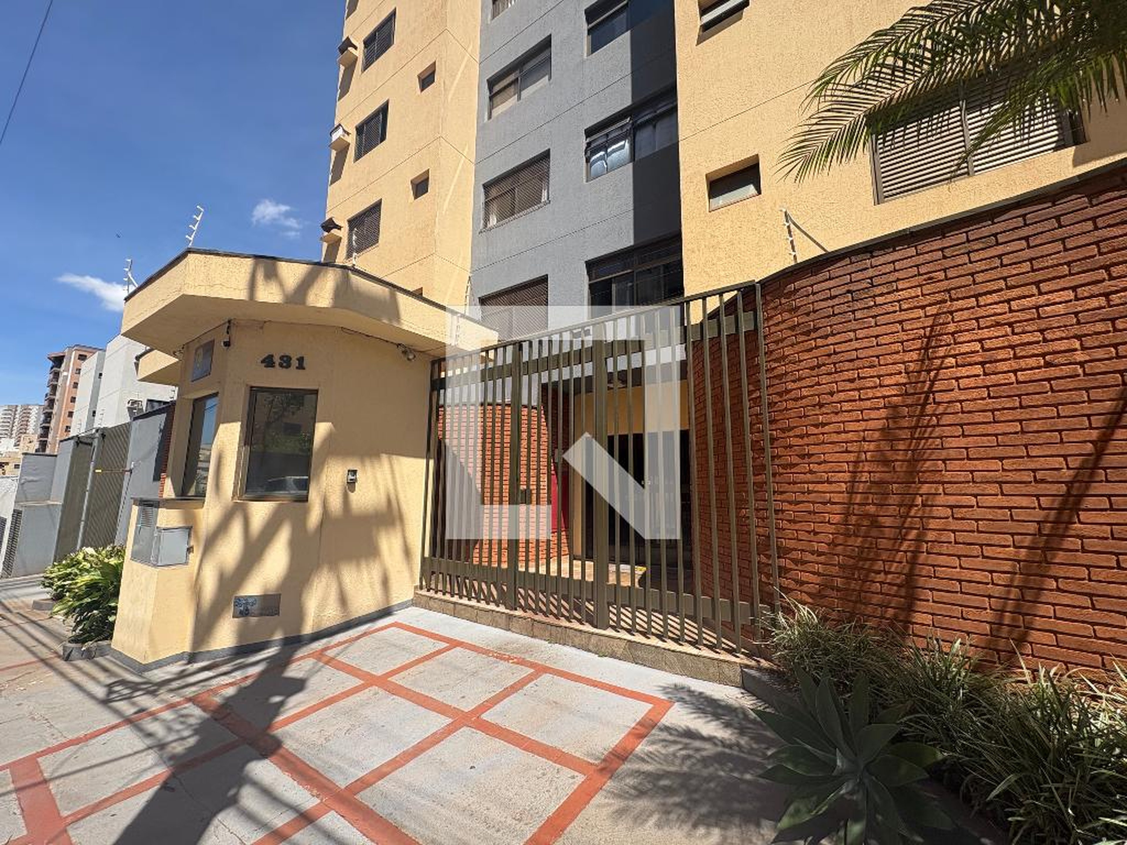 Fachada Condomínio Florida House