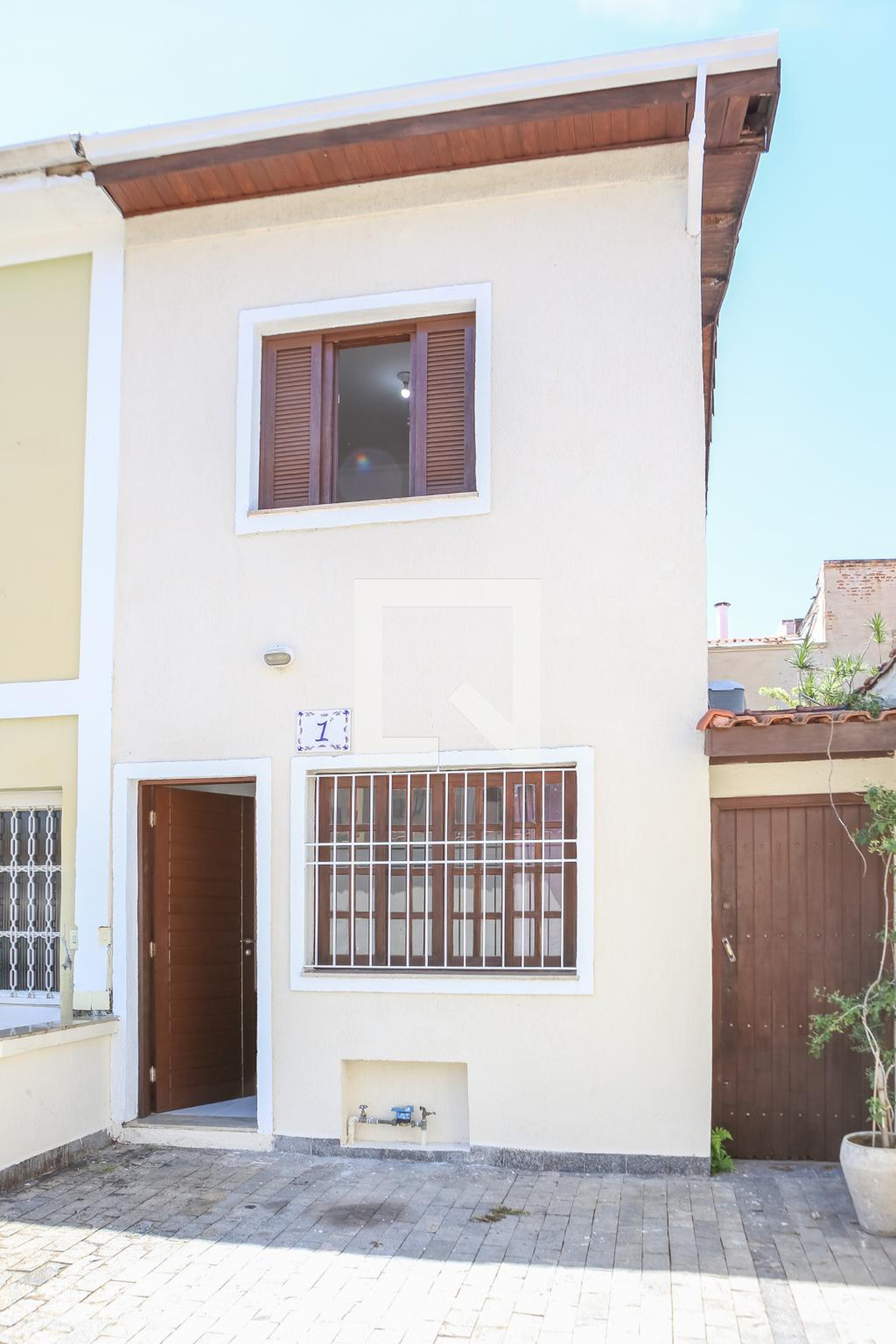 Fachada Condomínio em Avenida Diógenes Ribeiro de Lima, 3600