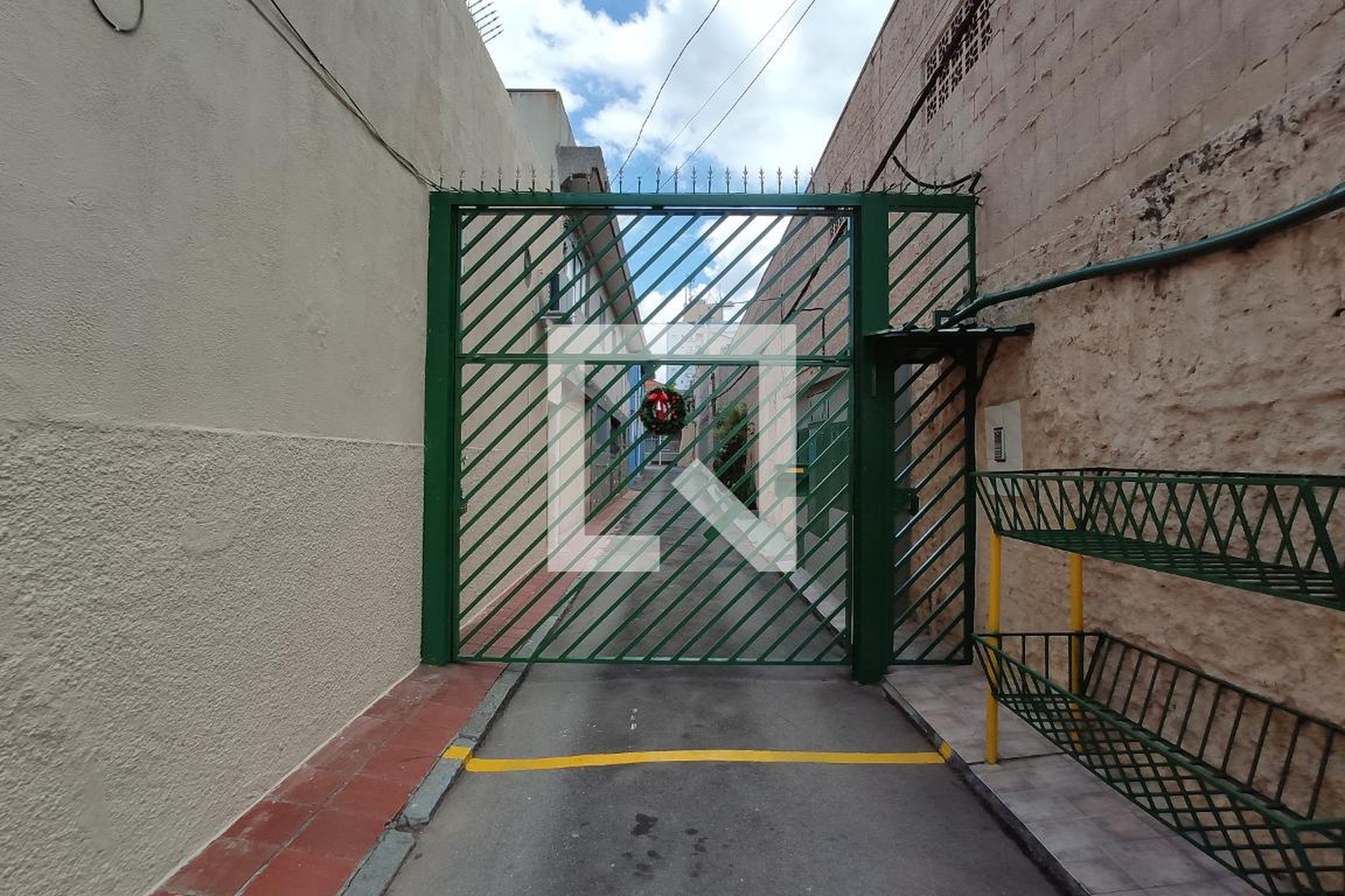 Fachada Condomínio em Avenida Imirim, 337