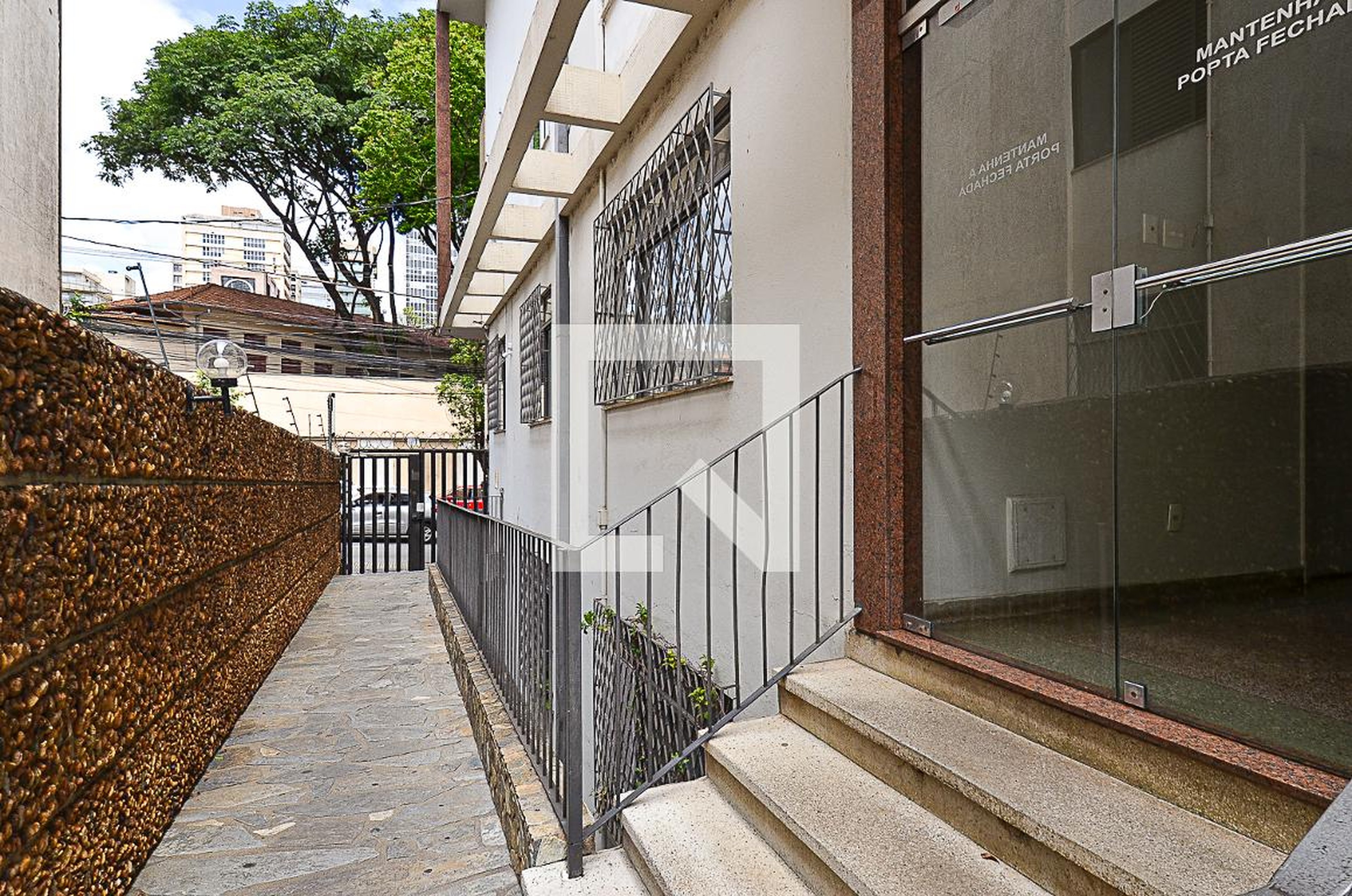 Entrada - Edifício Isaura