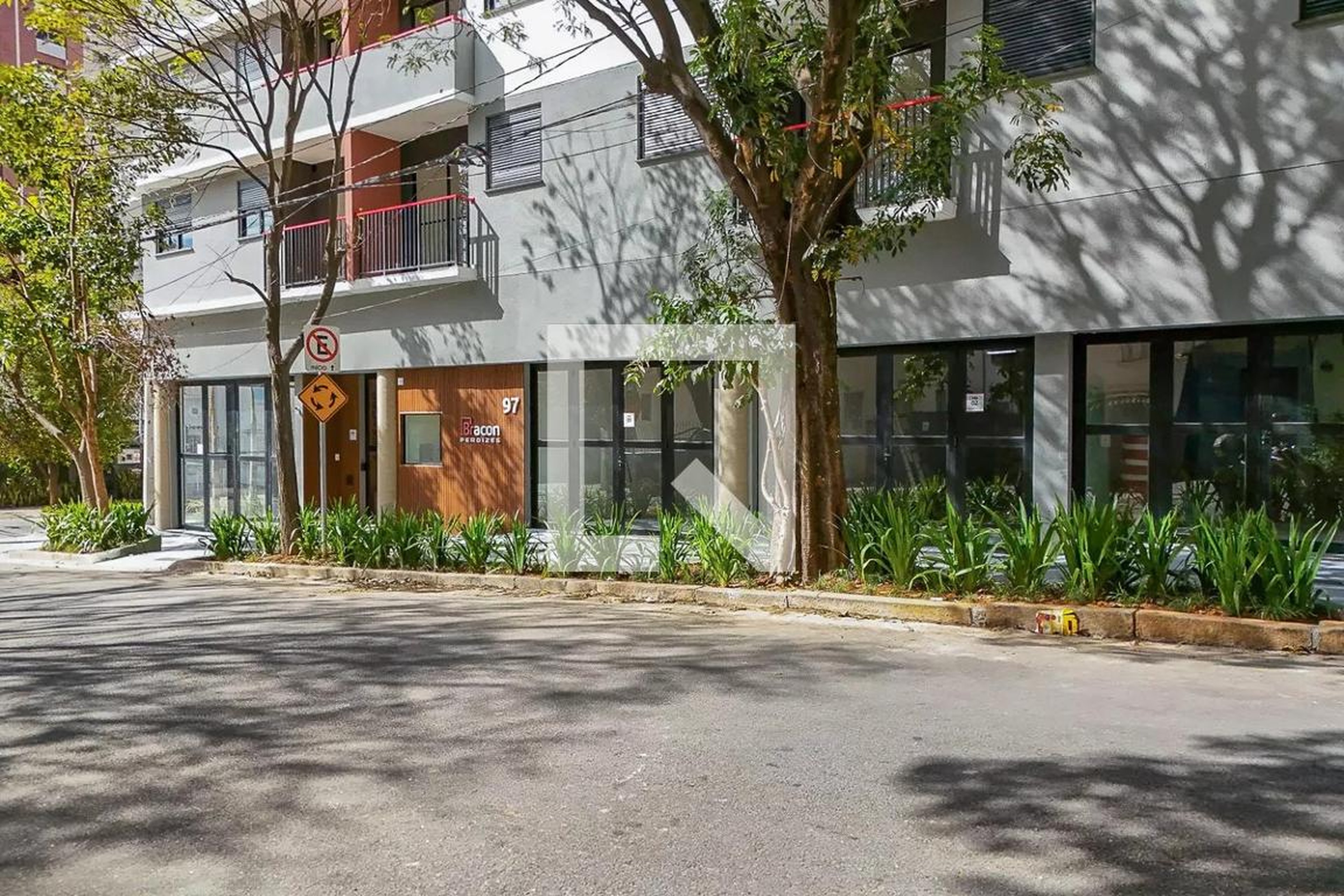 Fachada Condomínio Bracon Perdizes