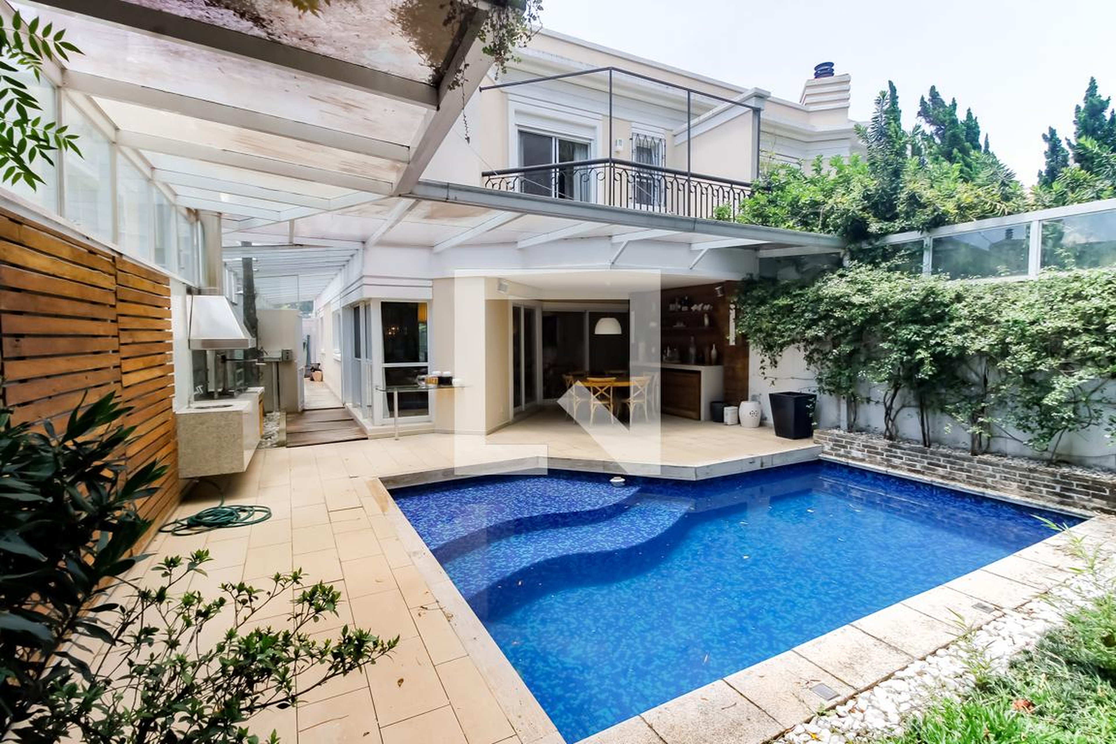 Piscina Coberta - Solares Cidade Jardim Vila Europa