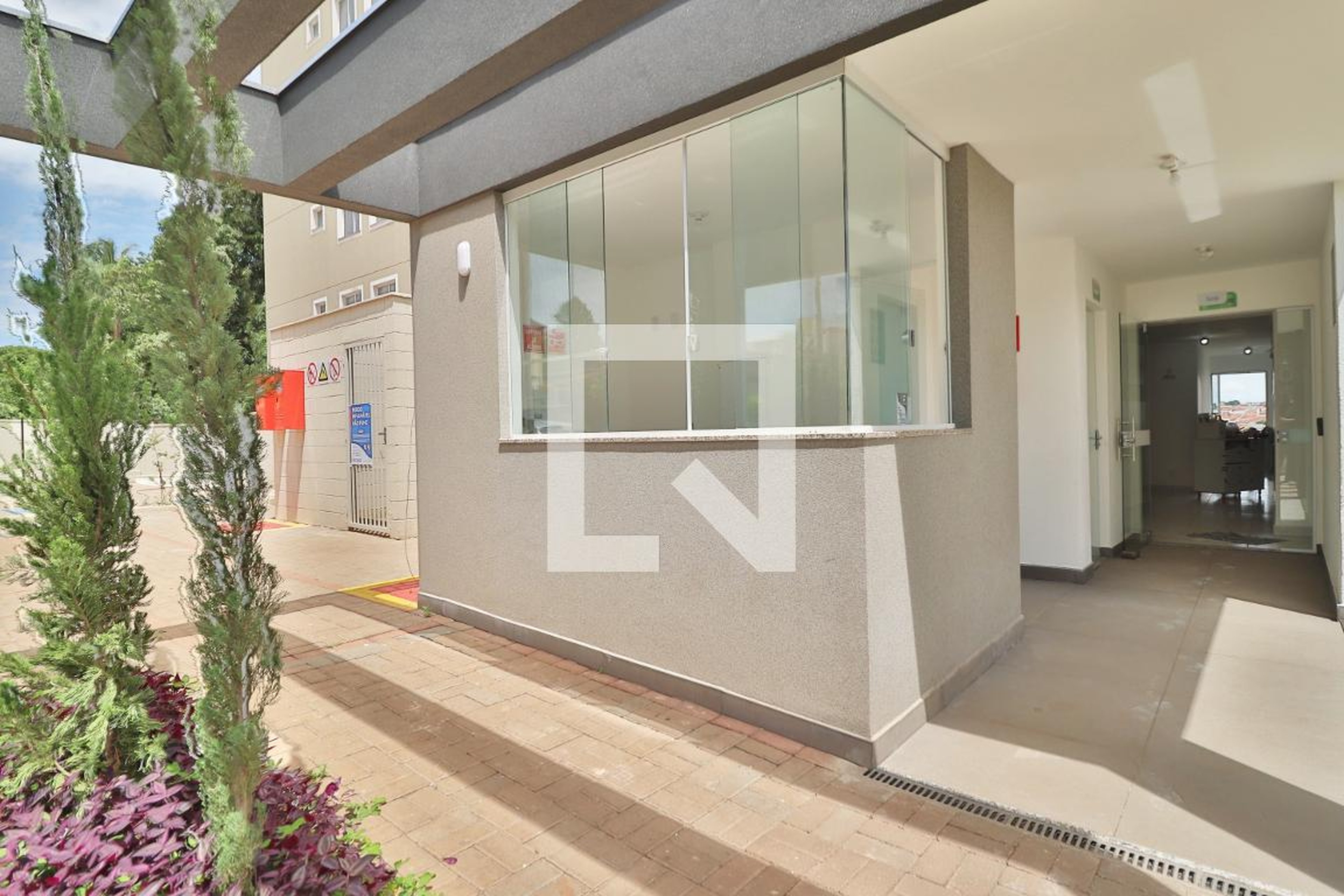 Hall de entrada - Renault Tóquio