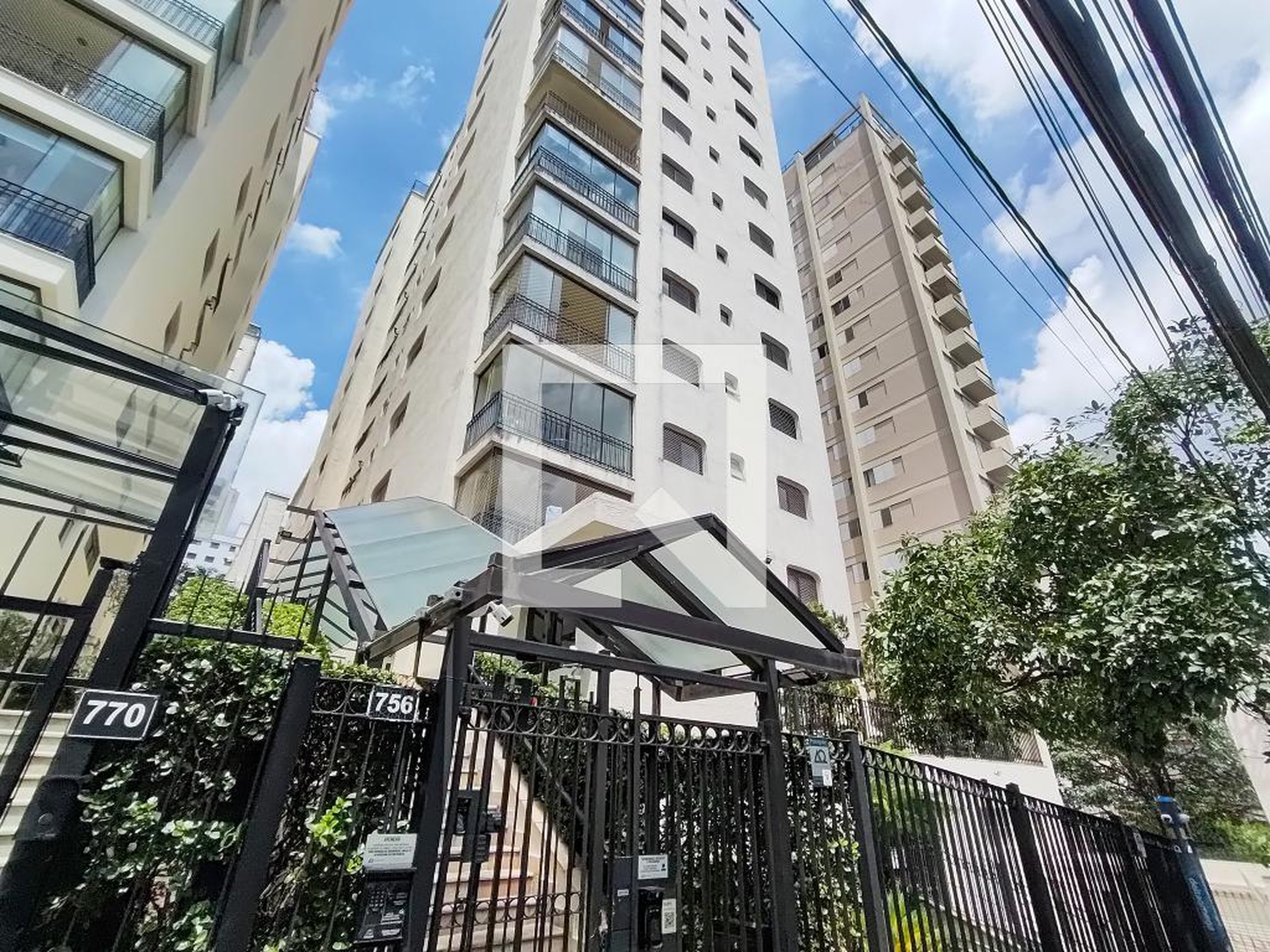 Fachada Condomínio Gêmeos B