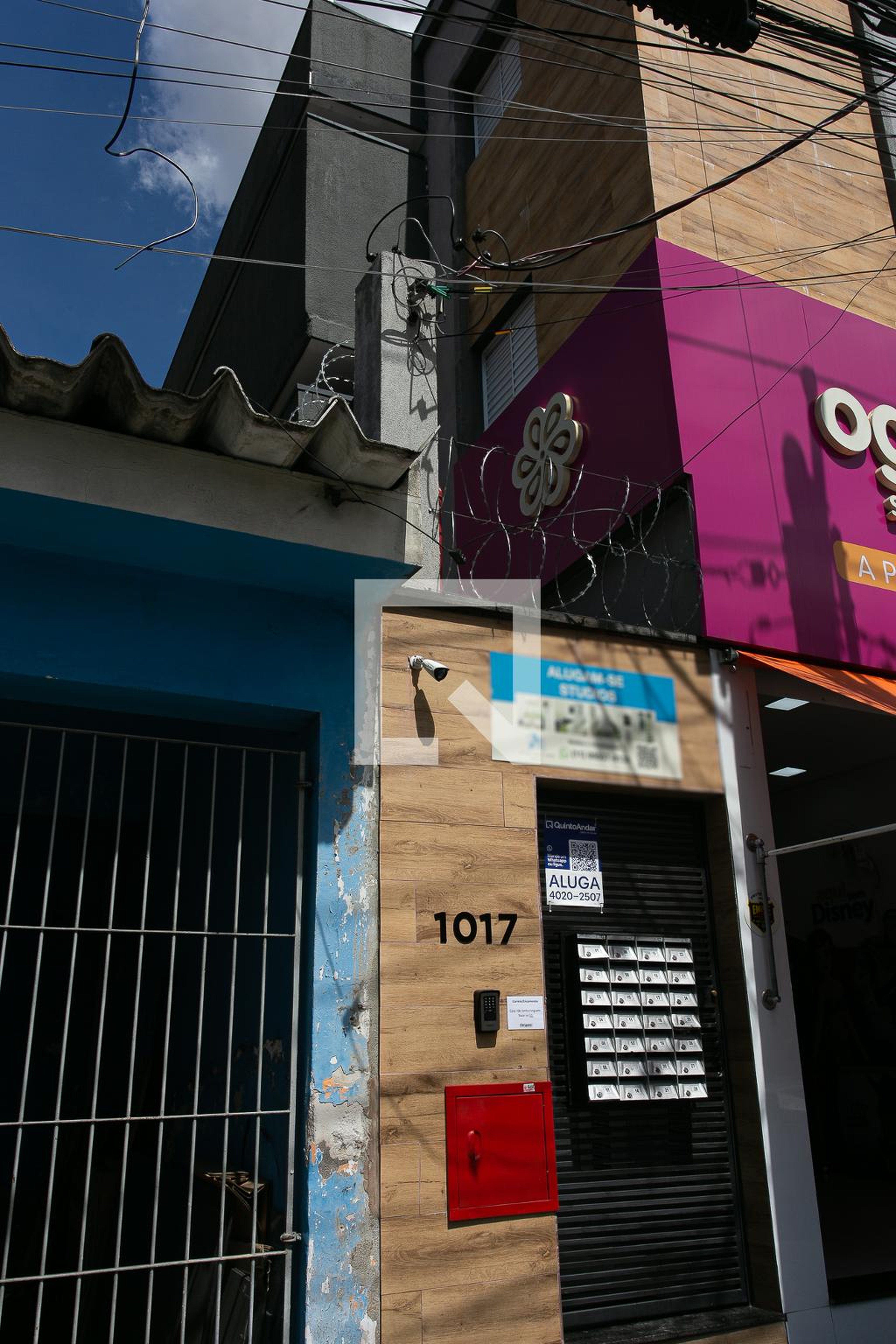 Fachada Condomínio em Rua Tuiuti, 1017