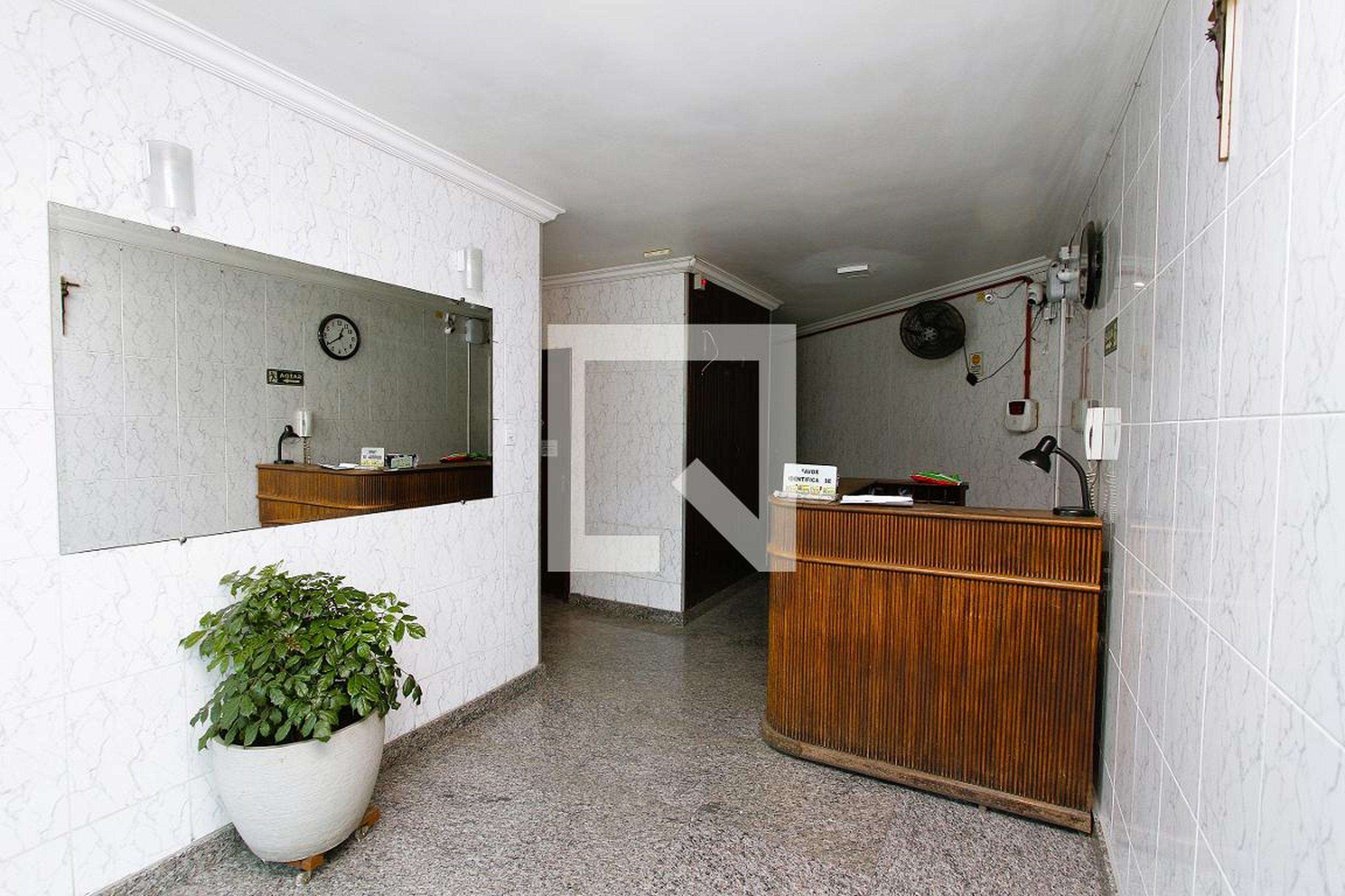Hall de entrada - Edifício Marco Antônio
