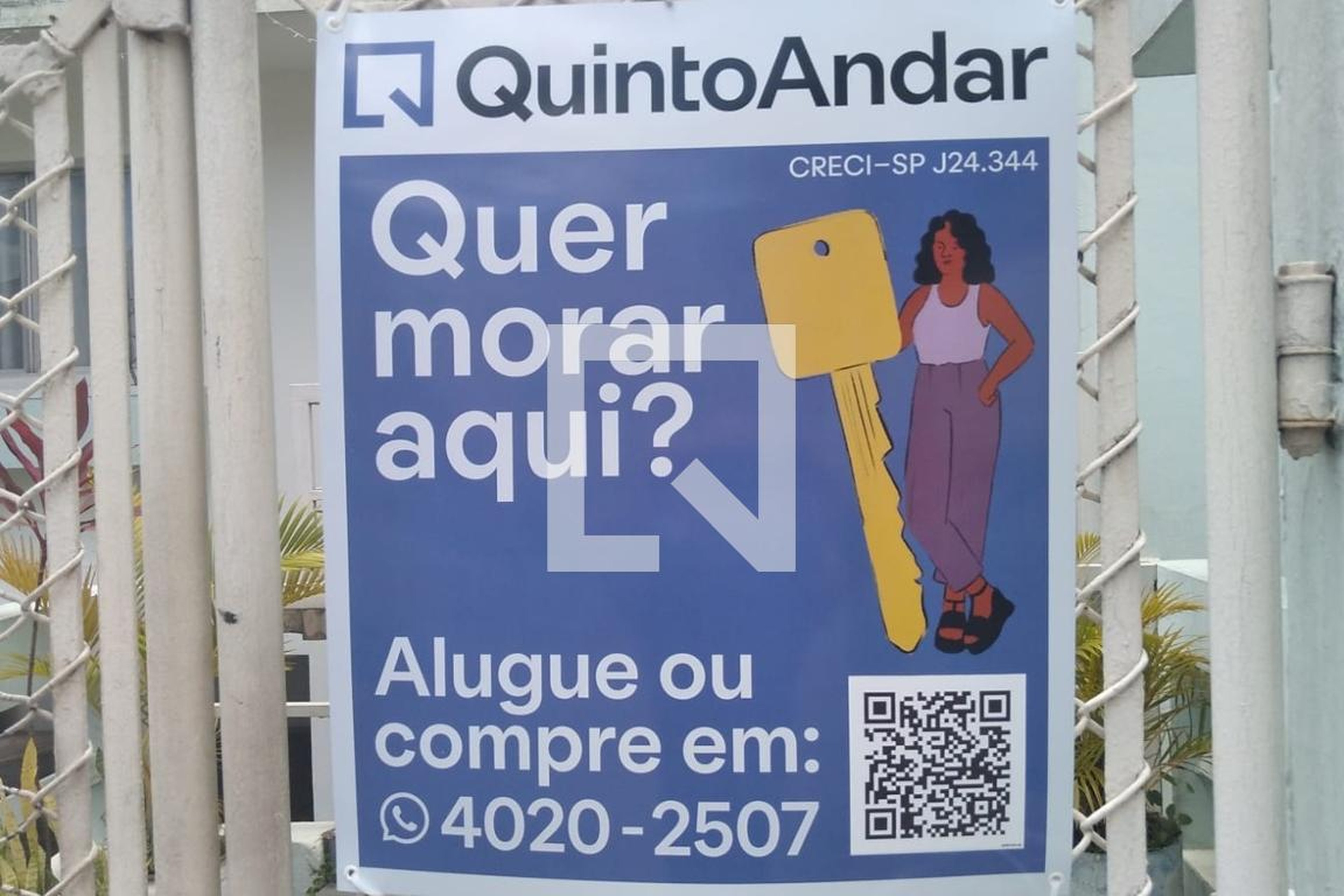 Fachada Condomínio em Rua Geneve, 345