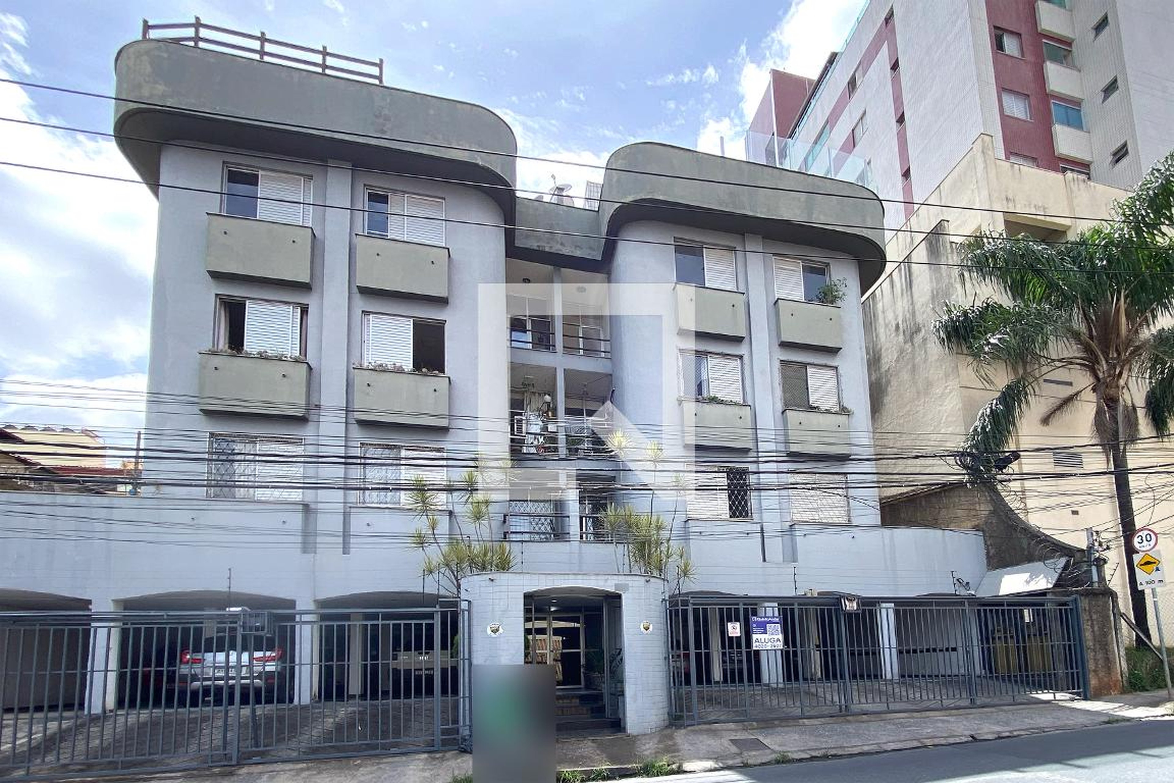 Fachada Condomínio em Rua São Lázaro, 1298