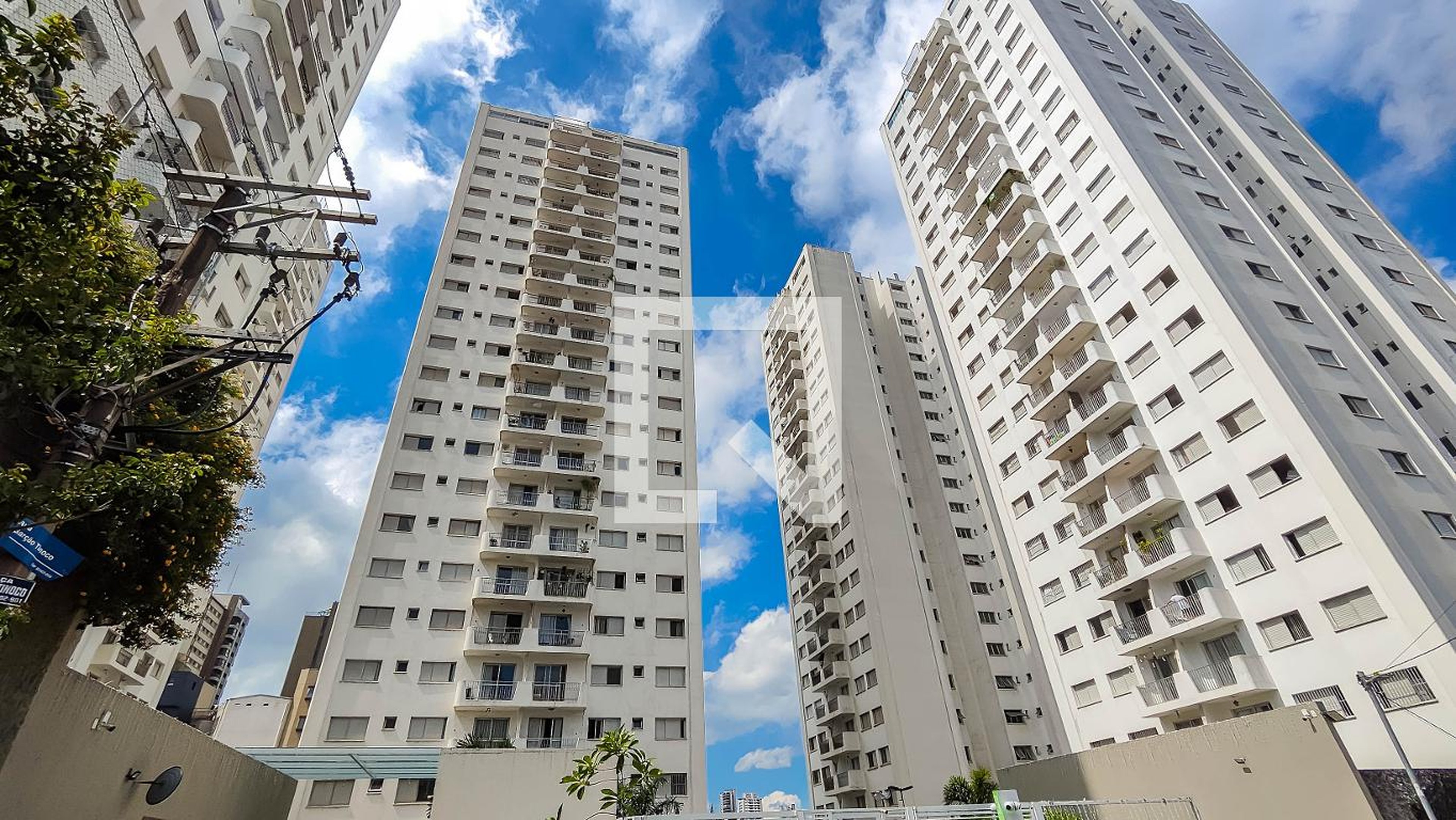 Fachada do Prédio Condomínio Praça das Orquídeas