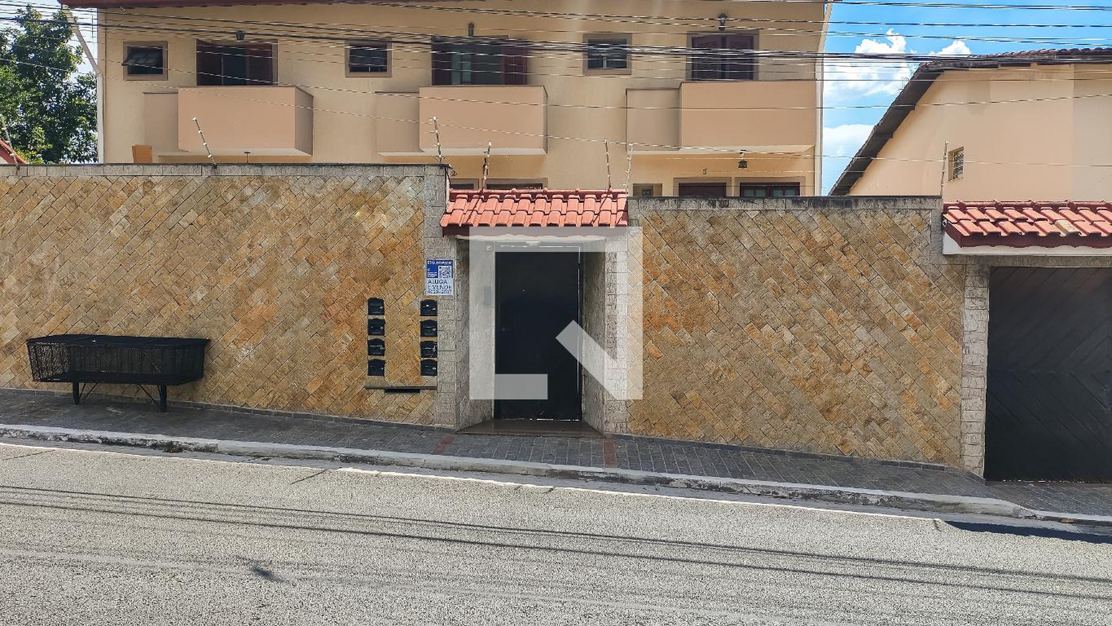 Fachada do Condomínio Residêncial Morada das Pirâmides