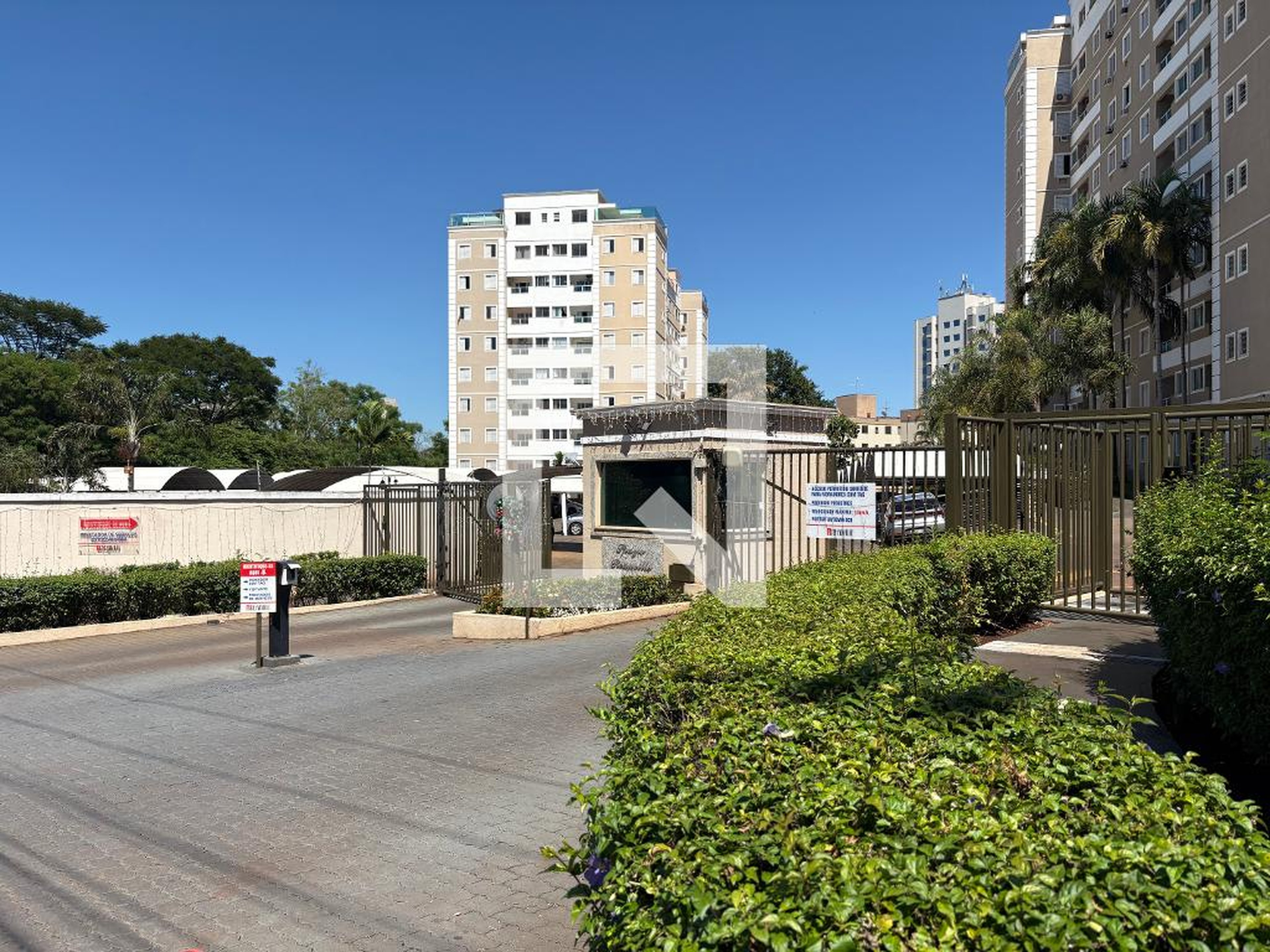 Fachada Condomínio Spazzio Reauville