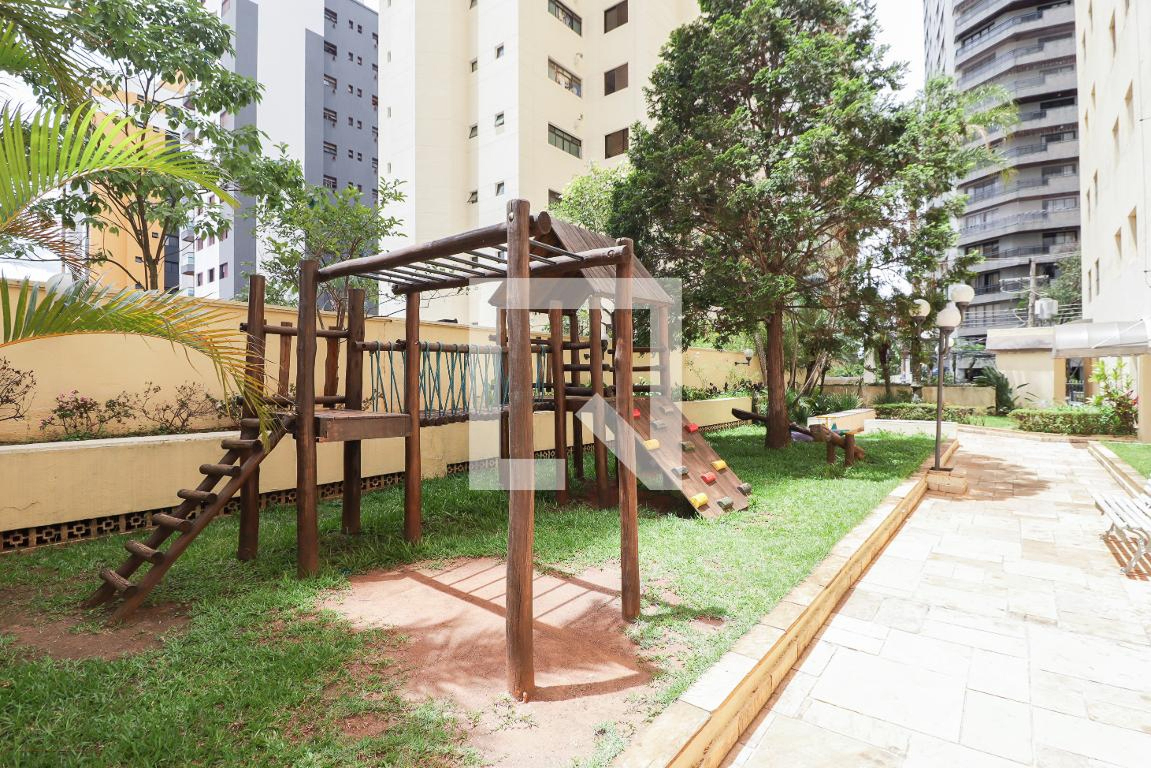 Playground - Jardins de Bragança