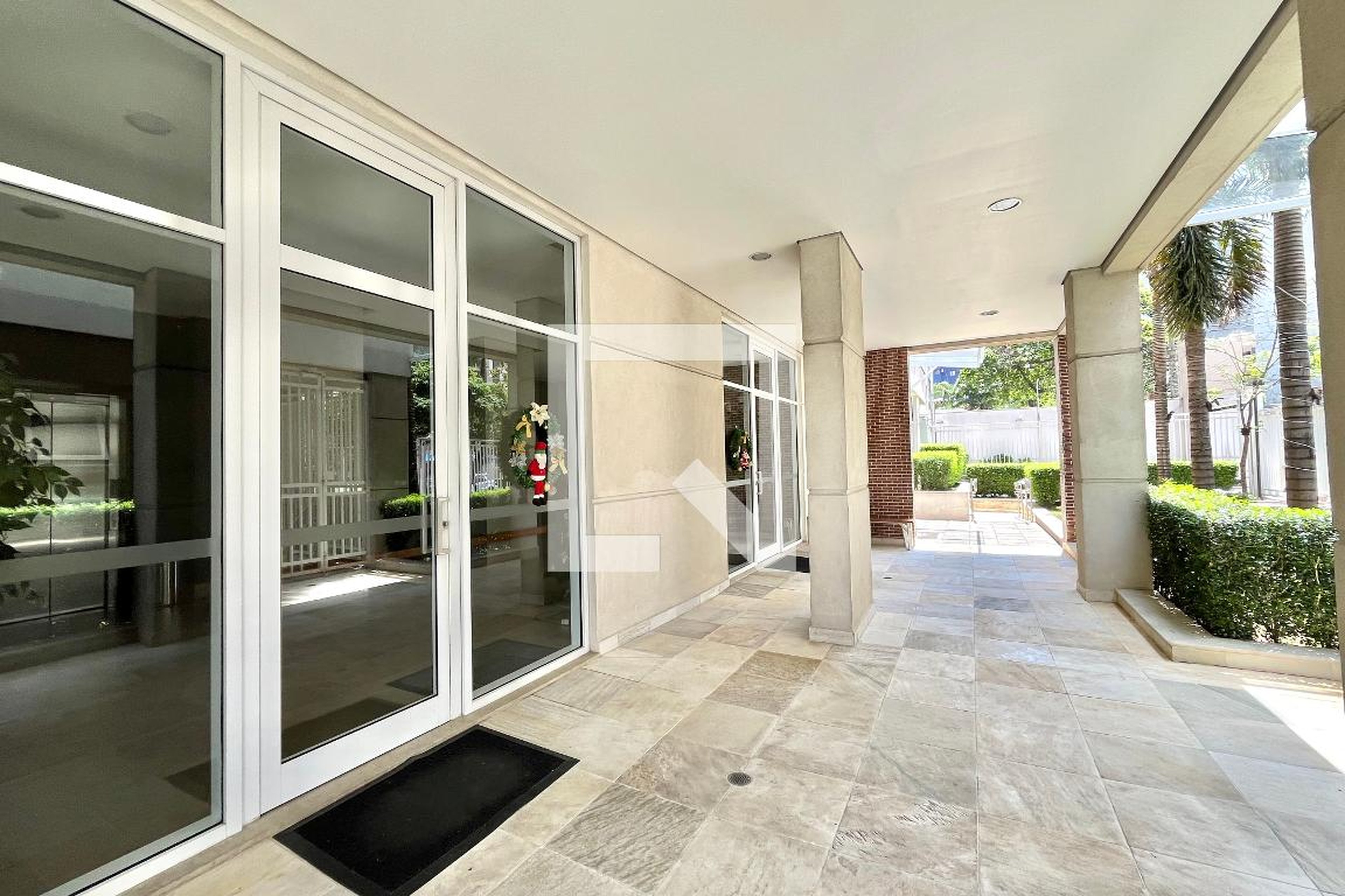 Hall de entrada - Modern Life