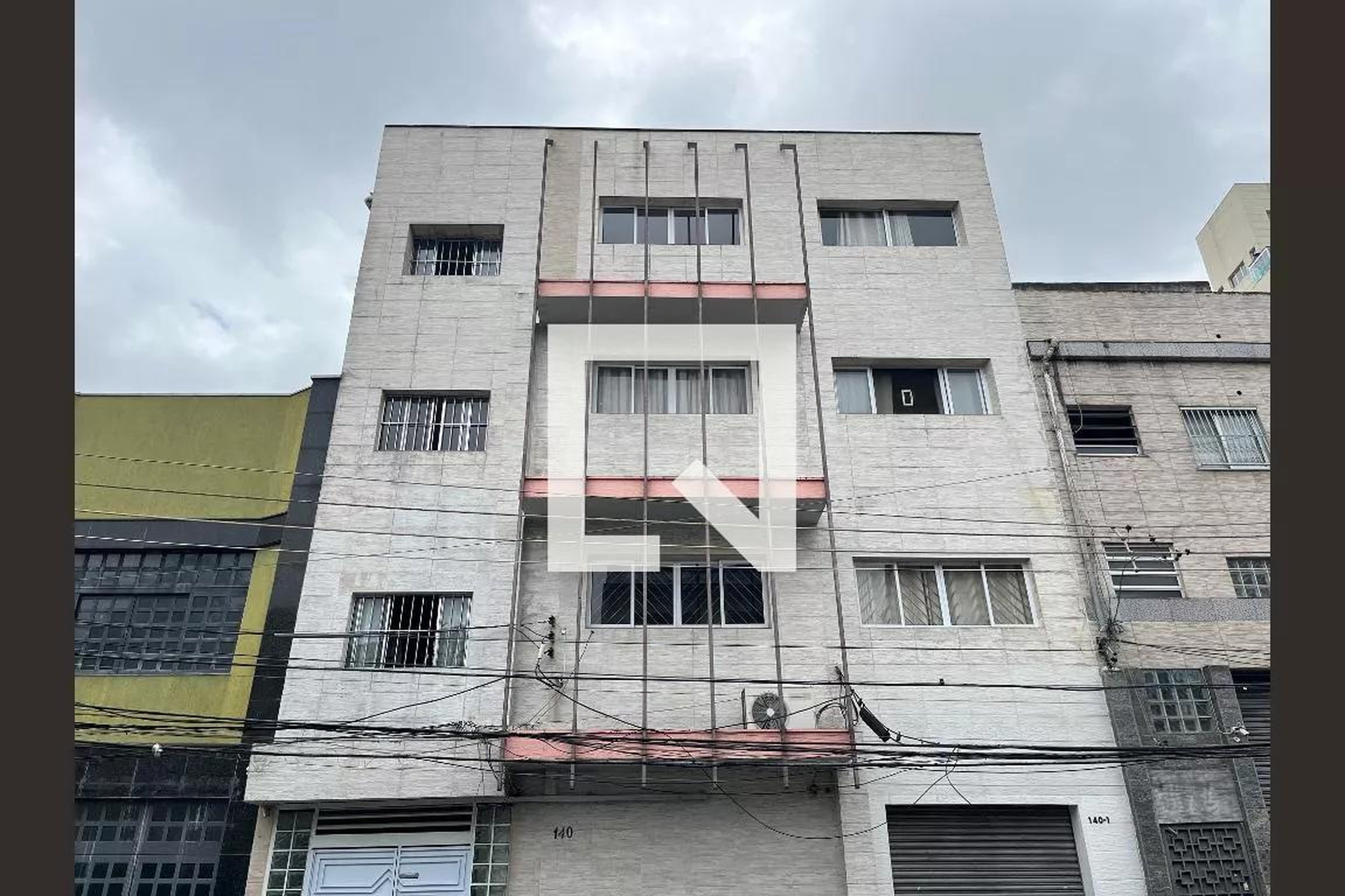 Fachada Condomínio em Rua Antônio Coruja, 140