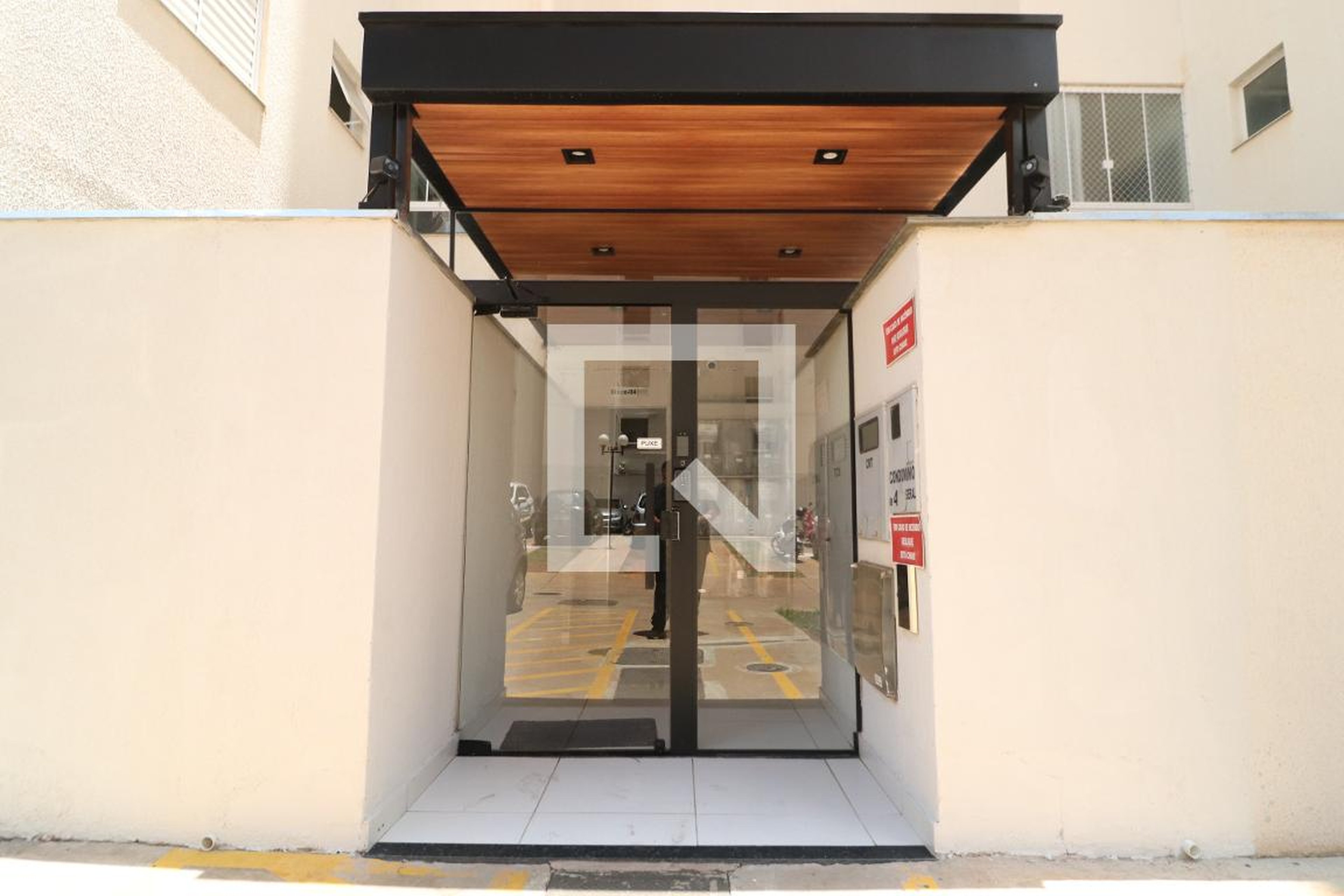 Hall de entrada - Residencial Madrid