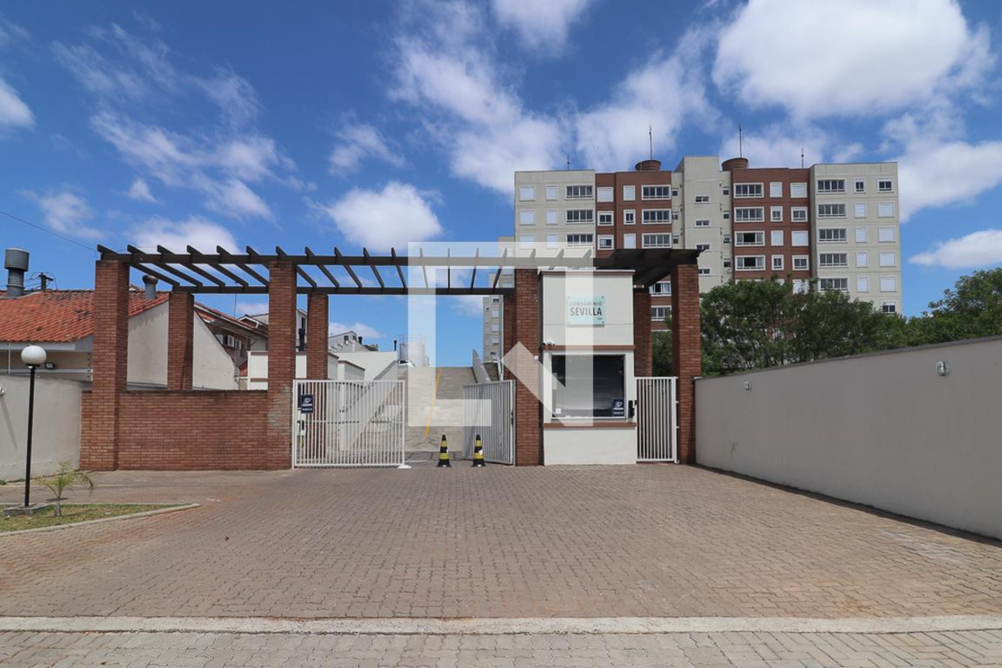 Fachada Condomínio Sevilla