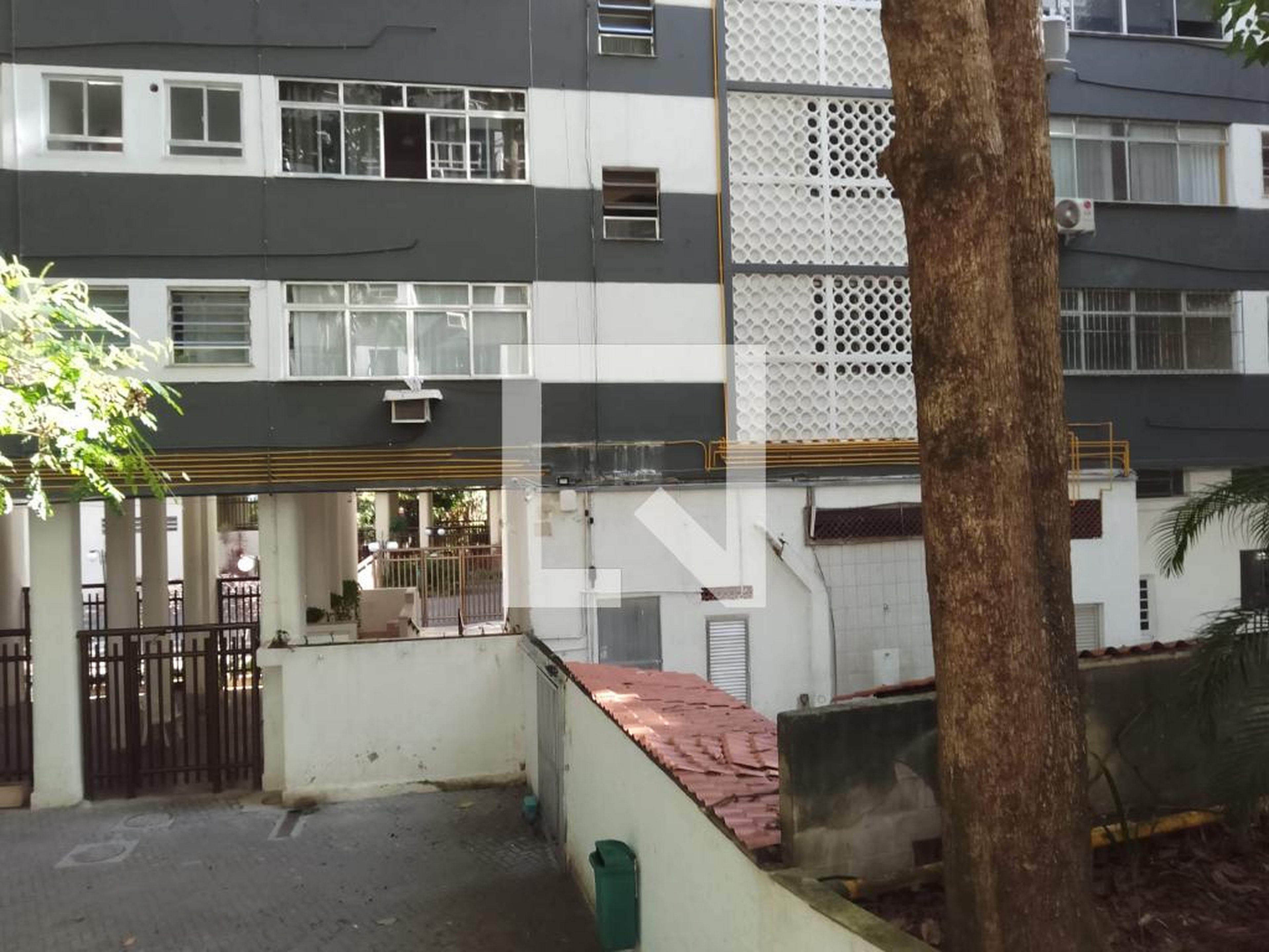 Fachada Condomínio Jardim de Alah